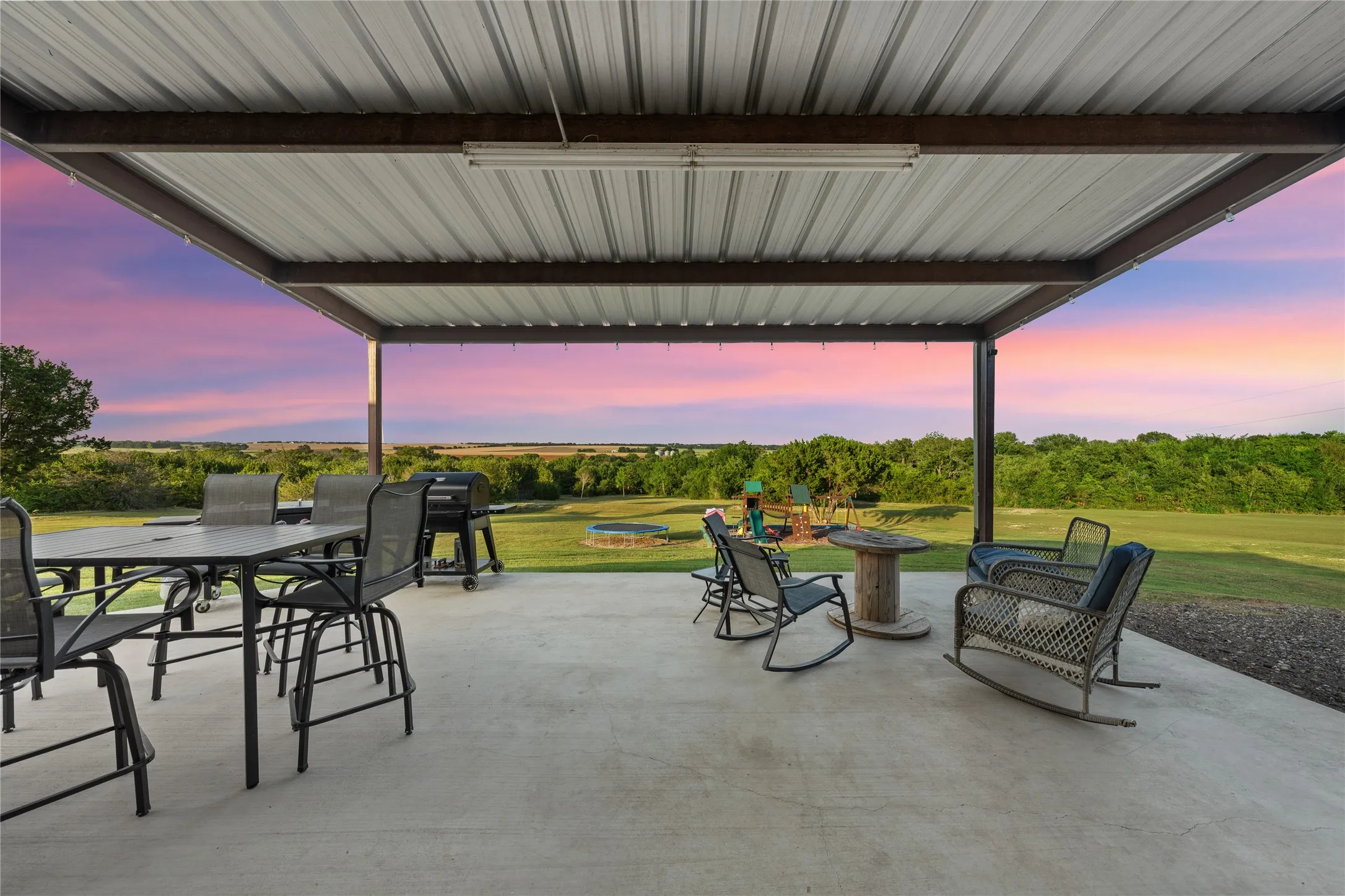 Farm For Sale in Mc Lennan County , 2967 Woodlawn Road, Bruceville, Texas 76630, 2 Bedroom, 2 Bathroom, 2 Garage spaces, 1,400 Sqft, built in 2018, mls#21342198, Real Estate Agent in Bruceville, Homes For Sale in Mc Lennan county, Homes For Sale in Bruceville, Realtor in Bruceville Texas, Real Estate Brokerage Independent Realty Texas, Luminita Cordes Realtor
