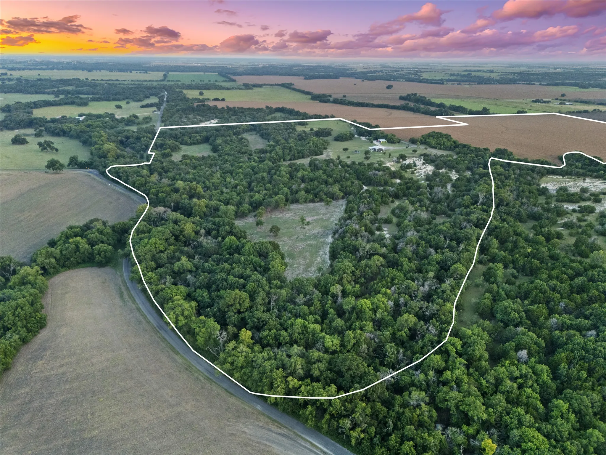 Farm For Sale in Mc Lennan County , 2967 Woodlawn Road, Bruceville, Texas 76630, 2 Bedroom, 2 Bathroom, 2 Garage spaces, 1,400 Sqft, built in 2018, mls#21342198, Real Estate Agent in Bruceville, Homes For Sale in Mc Lennan county, Homes For Sale in Bruceville, Realtor in Bruceville Texas, Real Estate Brokerage Independent Realty Texas, Luminita Cordes Realtor