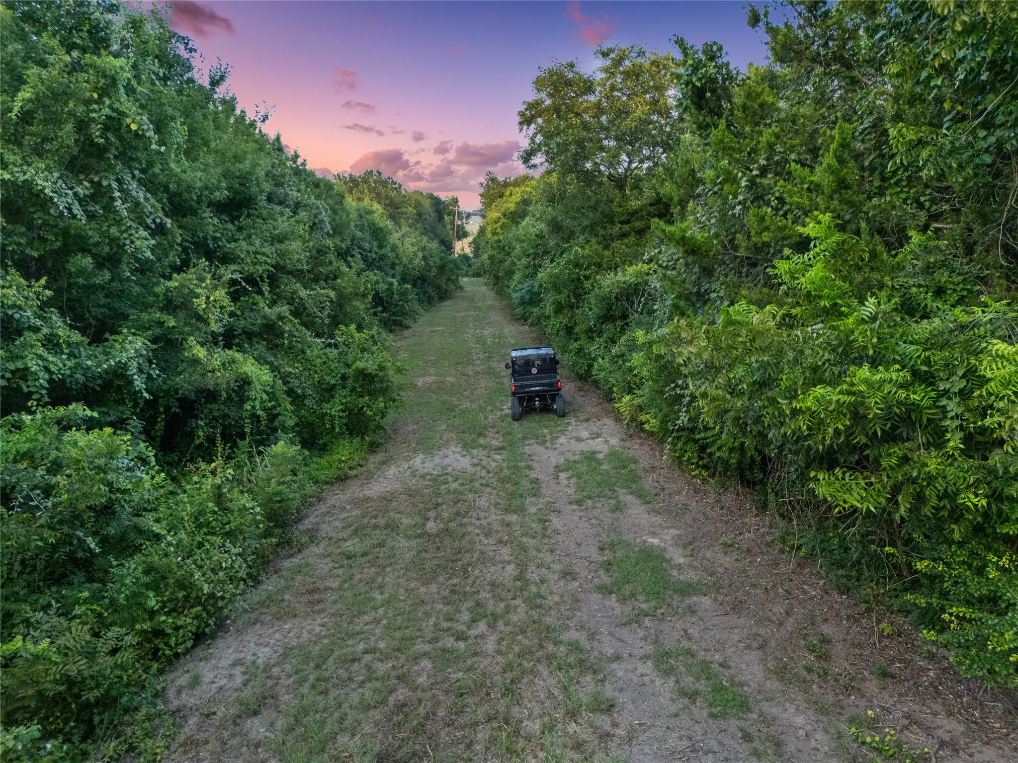 Farm For Sale in Mc Lennan County , 2967 Woodlawn Road, Bruceville, Texas 76630, 2 Bedroom, 2 Bathroom, 2 Garage spaces, 1,400 Sqft, built in 2018, mls#21342198, Real Estate Agent in Bruceville, Homes For Sale in Mc Lennan county, Homes For Sale in Bruceville, Realtor in Bruceville Texas, Real Estate Brokerage Independent Realty Texas, Luminita Cordes Realtor