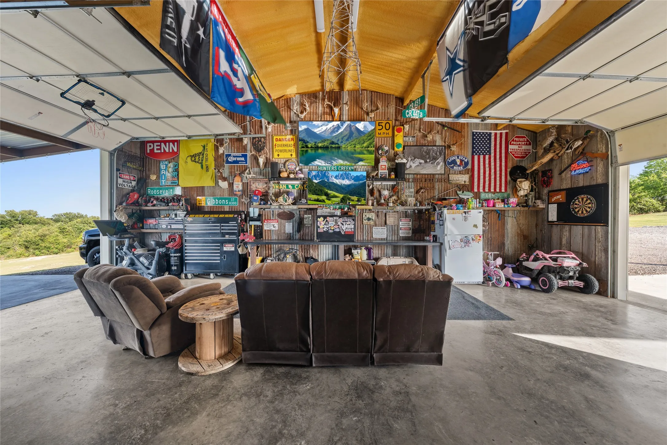 Farm For Sale in Mc Lennan County , 2967 Woodlawn Road, Bruceville, Texas 76630, 2 Bedroom, 2 Bathroom, 2 Garage spaces, 1,400 Sqft, built in 2018, mls#21342198, Real Estate Agent in Bruceville, Homes For Sale in Mc Lennan county, Homes For Sale in Bruceville, Realtor in Bruceville Texas, Real Estate Brokerage Independent Realty Texas, Luminita Cordes Realtor