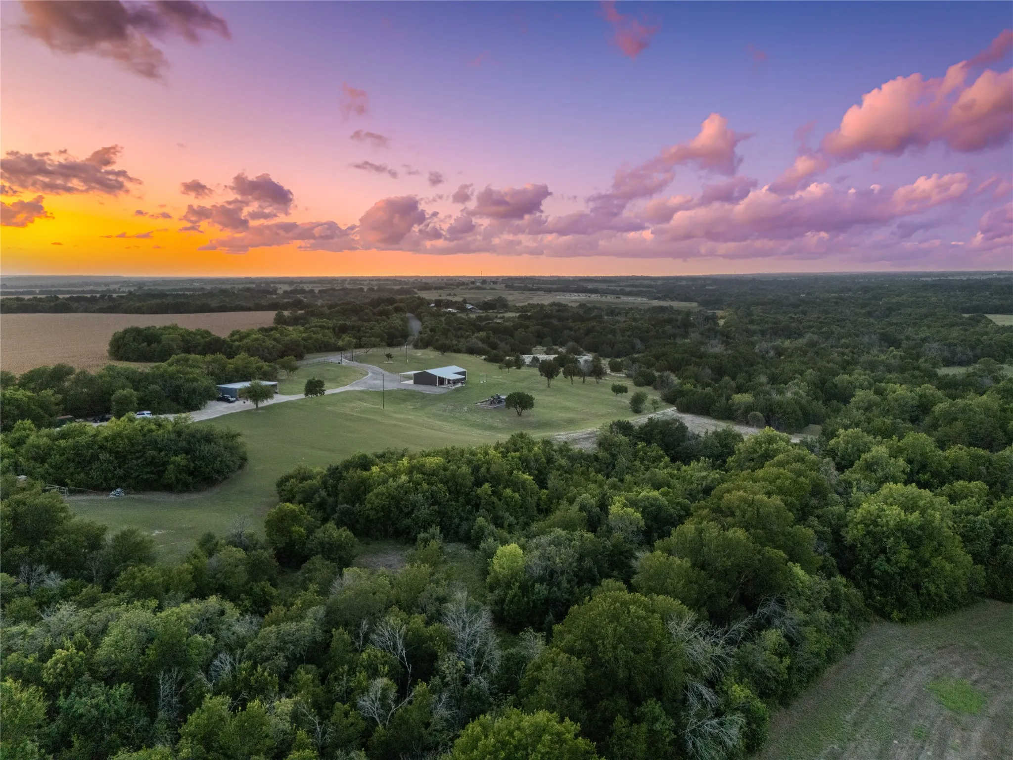 Farm For Sale in Mc Lennan County , 2967 Woodlawn Road, Bruceville, Texas 76630, 2 Bedroom, 2 Bathroom, 2 Garage spaces, 1,400 Sqft, built in 2018, mls#21342198, Real Estate Agent in Bruceville, Homes For Sale in Mc Lennan county, Homes For Sale in Bruceville, Realtor in Bruceville Texas, Real Estate Brokerage Independent Realty Texas, Luminita Cordes Realtor