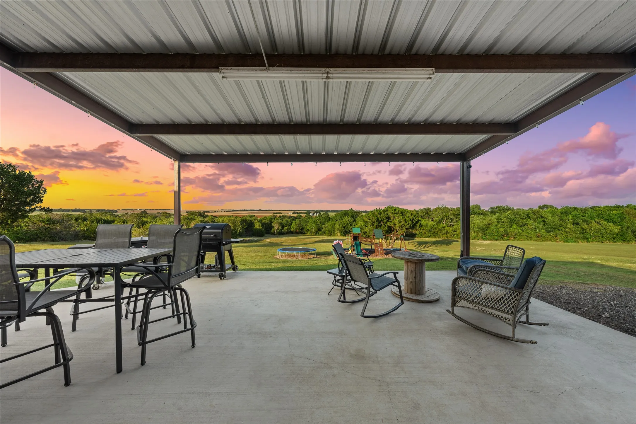 Farm For Sale in Mc Lennan County , 2967 Woodlawn Road, Bruceville, Texas 76630, 2 Bedroom, 2 Bathroom, 2 Garage spaces, 1,400 Sqft, built in 2018, mls#21342198, Real Estate Agent in Bruceville, Homes For Sale in Mc Lennan county, Homes For Sale in Bruceville, Realtor in Bruceville Texas, Real Estate Brokerage Independent Realty Texas, Luminita Cordes Realtor