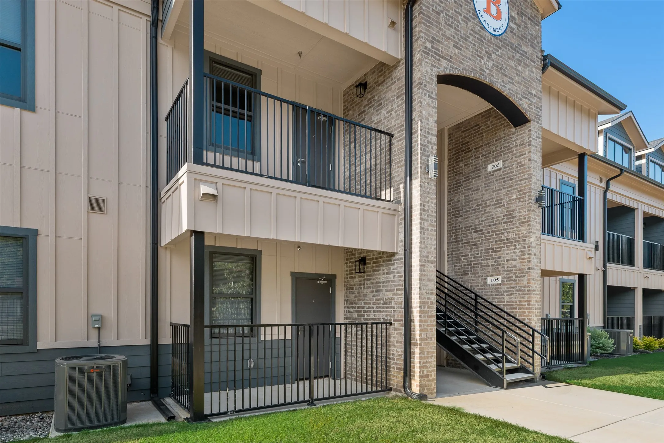 Apartment For Rent in Tarrant County , 4225 Bernice Street, Haltom City, Texas 76117, 1 Bedroom, 1 Bathroom, Garage spaces, 740 Sqft, built in 2024, Price $1,300, mls#21342546, Real Estate Agent in Haltom City, Homes For Rent in Tarrant county, Homes For Rent in Haltom City, Realtor in Haltom City Texas, Real Estate Brokerage Independent Realty Texas, Luminita Cordes Realtor