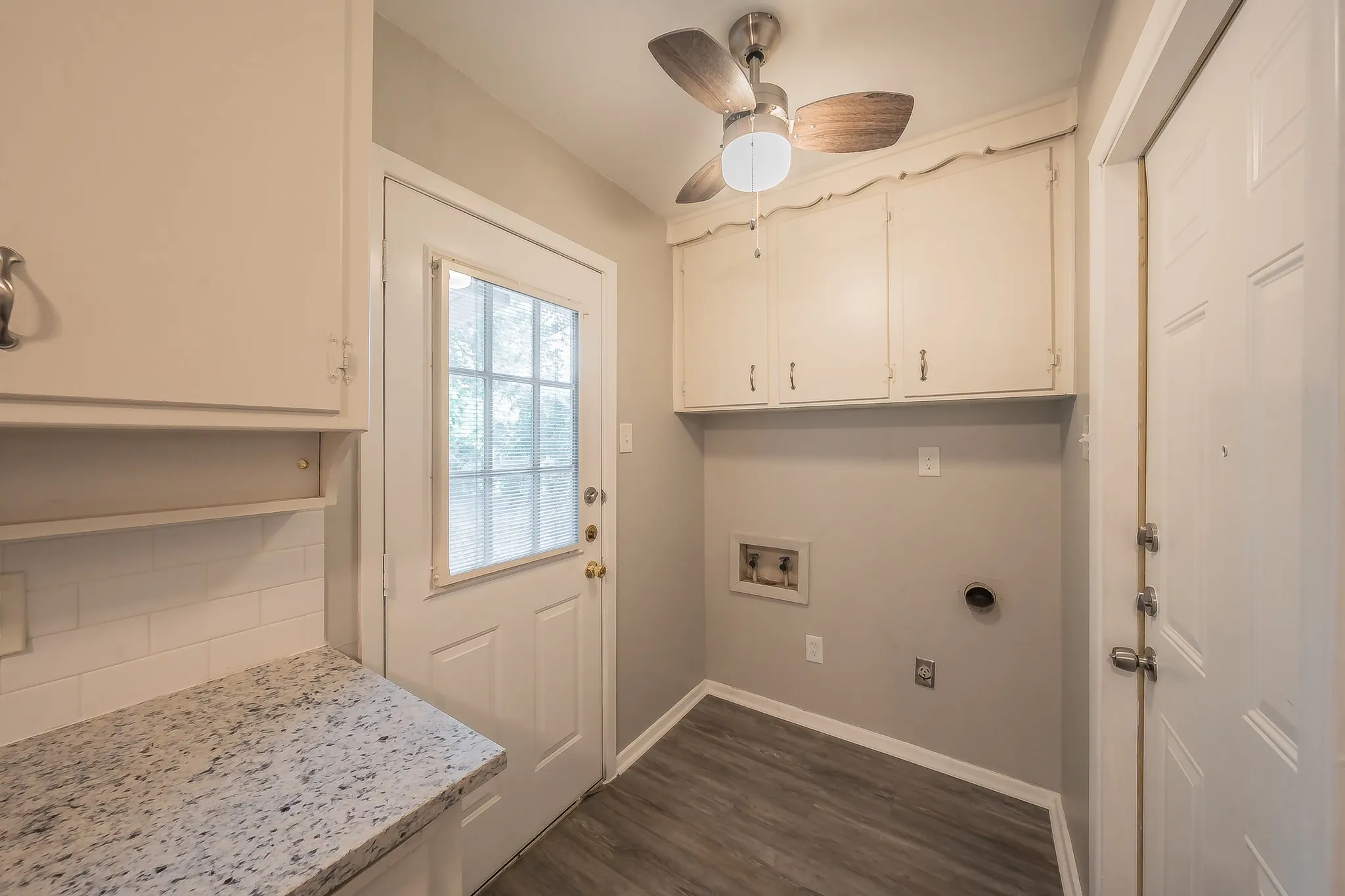 Single Family Residence For Sale in Tarrant County , 5616 Ammons Street, Haltom City, Texas 76117, 3 Bedroom, 2 Bathroom, 2 Garage spaces, 1,292 Sqft, built in 1961, mls#21341314, Real Estate Agent in Haltom City, Homes For Sale in Tarrant county, Homes For Sale in Haltom City, Realtor in Haltom City Texas, Real Estate Brokerage Independent Realty Texas, Luminita Cordes Realtor