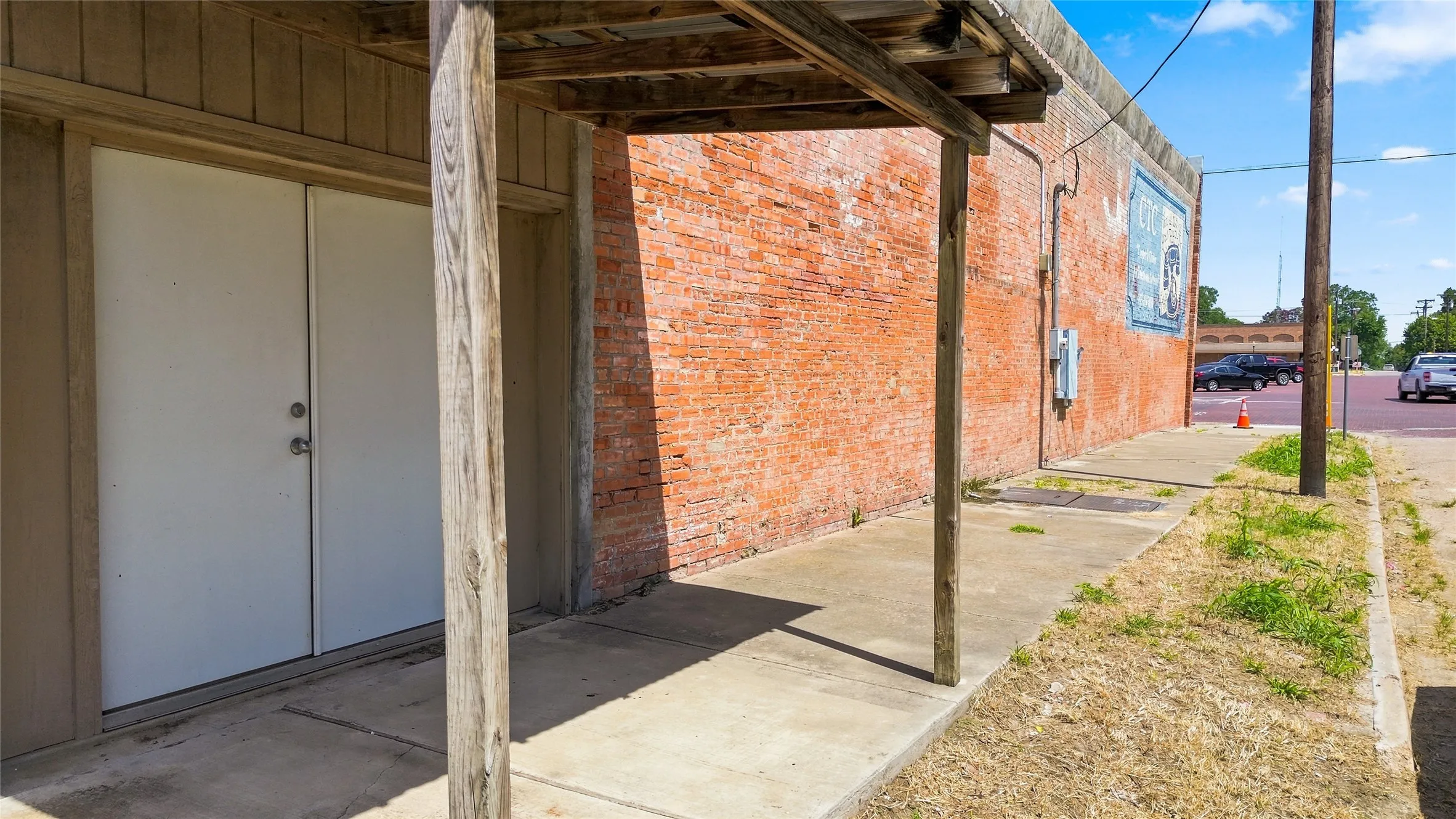 Retail For Sale in Delta County , 80 S Side Square, Cooper, Texas 75432, 0, 0, Garage spaces, 0 Sqft, built in 1900, Price $215,000, mls#21342149, Real Estate Agent in Cooper, Homes For Sale in Delta county, Homes For Sale in Cooper, Realtor in Cooper Texas, Real Estate Brokerage Independent Realty Texas, Luminita Cordes Realtor