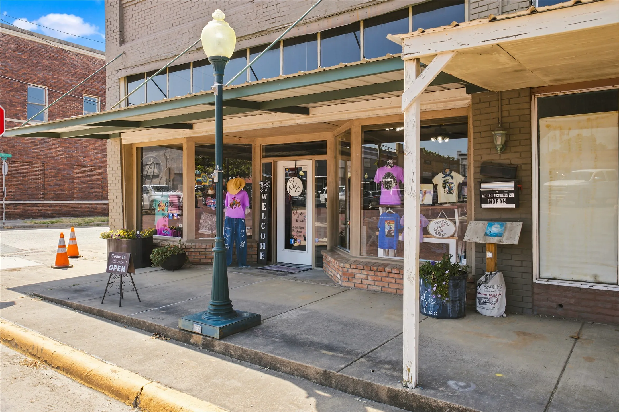 Retail For Sale in Delta County , 80 S Side Square, Cooper, Texas 75432, 0, 0, Garage spaces, 0 Sqft, built in 1900, Price $215,000, mls#21342149, Real Estate Agent in Cooper, Homes For Sale in Delta county, Homes For Sale in Cooper, Realtor in Cooper Texas, Real Estate Brokerage Independent Realty Texas, Luminita Cordes Realtor