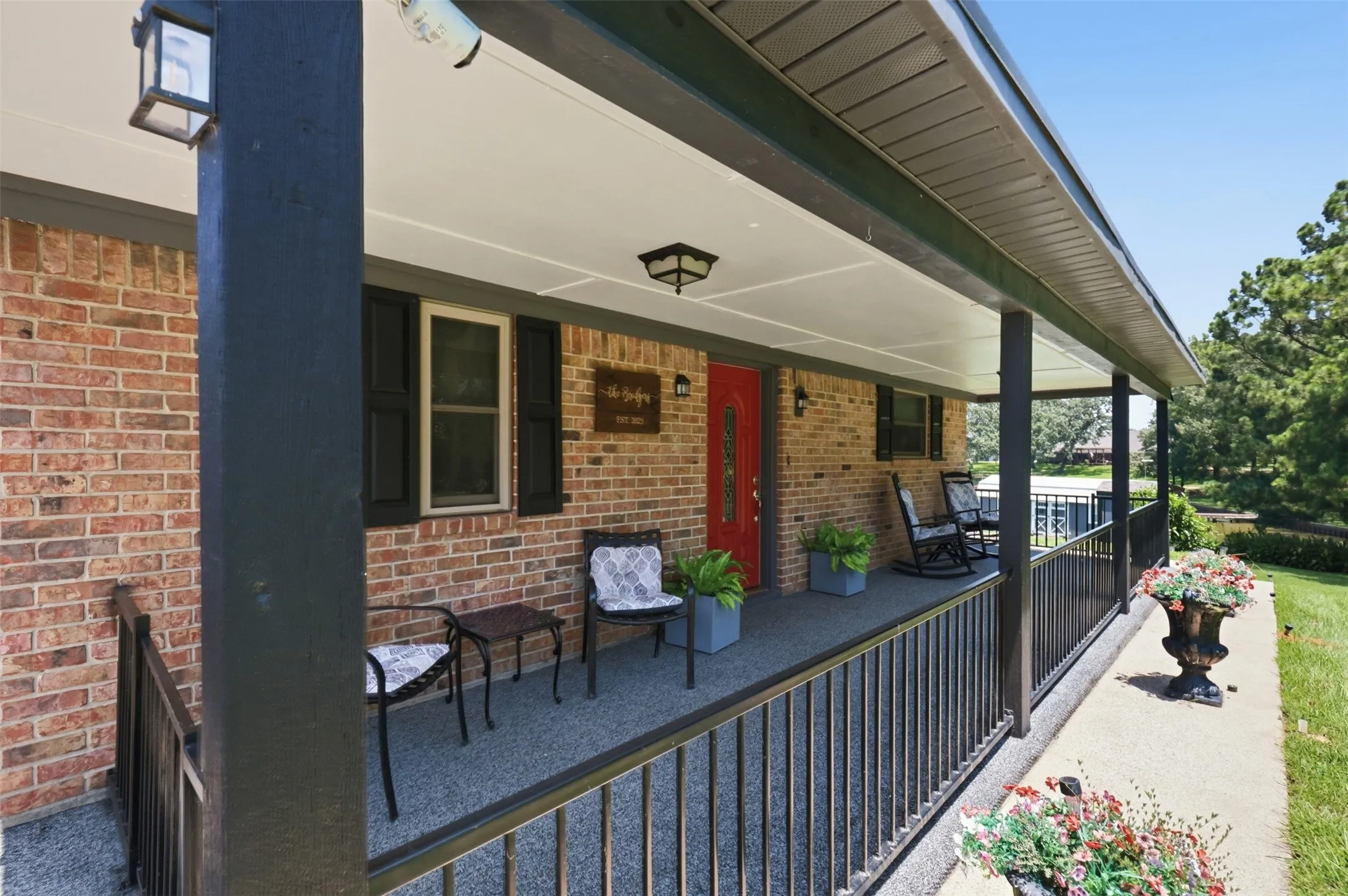 Single Family Residence For Sale in Camp County , 1994 CR 2320, Pittsburg, Texas 75686, 3 Bedroom, 2 Bathroom, Garage spaces, 1,723 Sqft, built in 1987, mls#21342560, Real Estate Agent in Pittsburg, Homes For Sale in Camp county, Homes For Sale in Pittsburg, Realtor in Pittsburg Texas, Real Estate Brokerage Independent Realty Texas, Luminita Cordes Realtor
