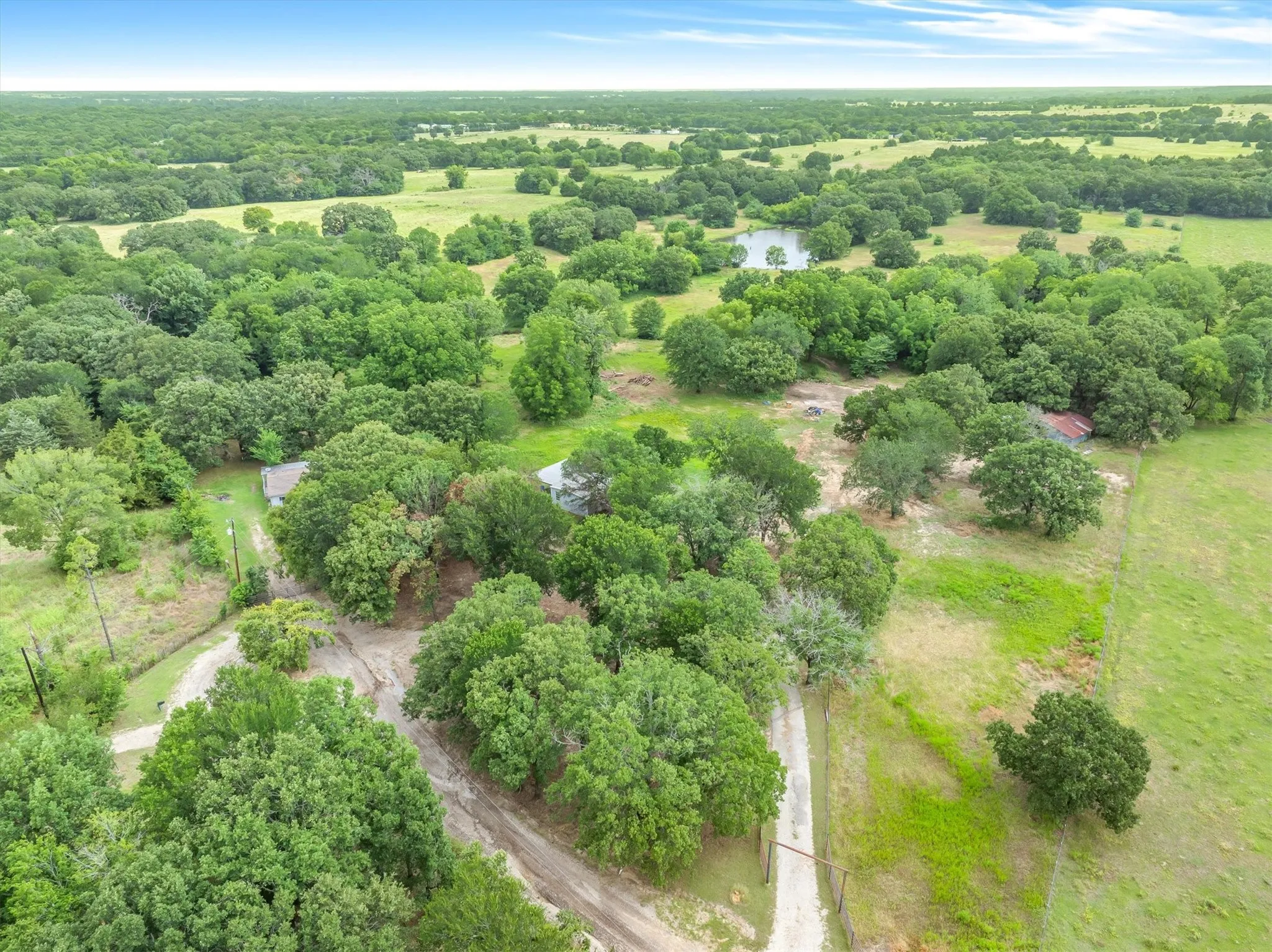 Mobile Home For Sale in Van Zandt County , 580 Vz County Road 3518, Wills Point, Texas 75169, 3 Bedrooms, 2 Bathrooms, Garage spaces, 1,792 Sqft, built in 1999, Price $489,000, mls#21342576, Real Estate Agent in Wills Point, Homes For Sale in Van Zandt county, Homes For Sale in Wills Point, Realtor in Wills Point Texas, Real Estate Brokerage Independent Realty Texas, Luminita Cordes Realtor