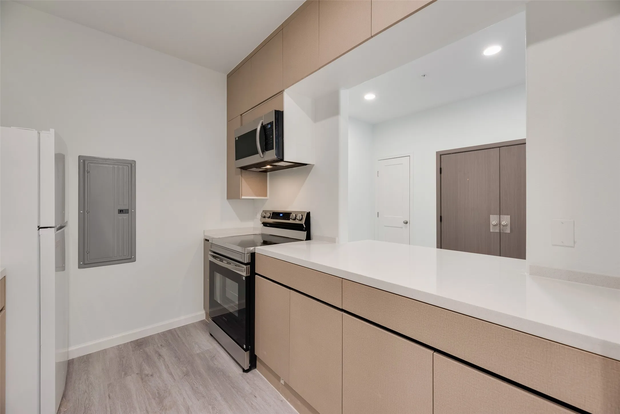 Apartment For Rent in Tarrant County , 4225 Bernice Street 204, Haltom City, Texas 76117, 2 Bedrooms, 2 Bathrooms, Garage spaces, 1,018 Sqft, built in 2024, Price $1,600, mls#21342578, Real Estate Agent in Haltom City, Homes For Rent in Tarrant county, Homes For Rent in Haltom City, Realtor in Haltom City Texas, Real Estate Brokerage Independent Realty Texas, Luminita Cordes Realtor