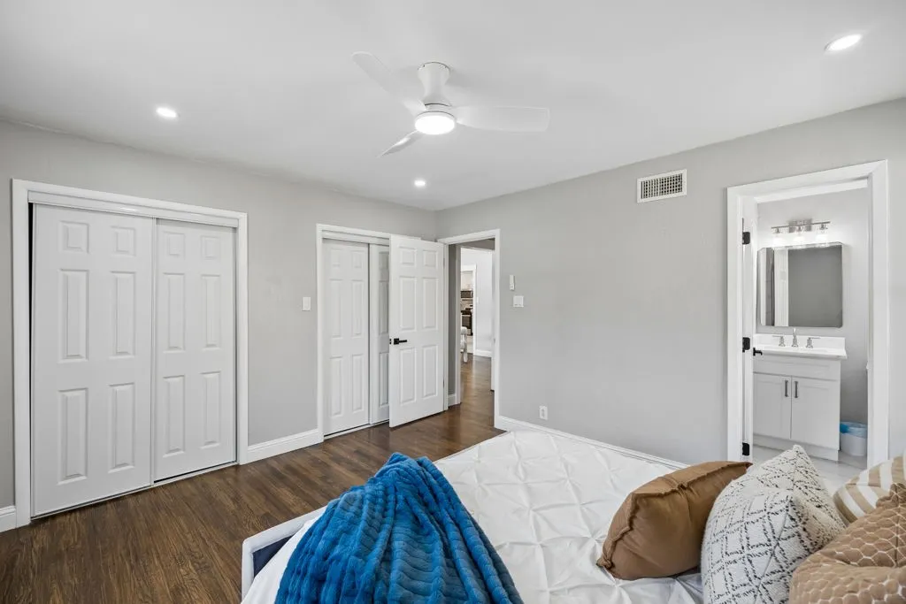 Single Family Residence For Sale in Dallas County , 2637 Materhorn Drive, Dallas, Texas 75228, 3 Bedroom, 2 Bathroom, 2 Garage spaces, 1,362 Sqft, built in 1957, mls#21341331, Real Estate Agent in Dallas, Homes For Sale in Dallas county, Homes For Sale in Dallas, Realtor in Dallas Texas, Real Estate Brokerage Independent Realty Texas, Luminita Cordes Realtor