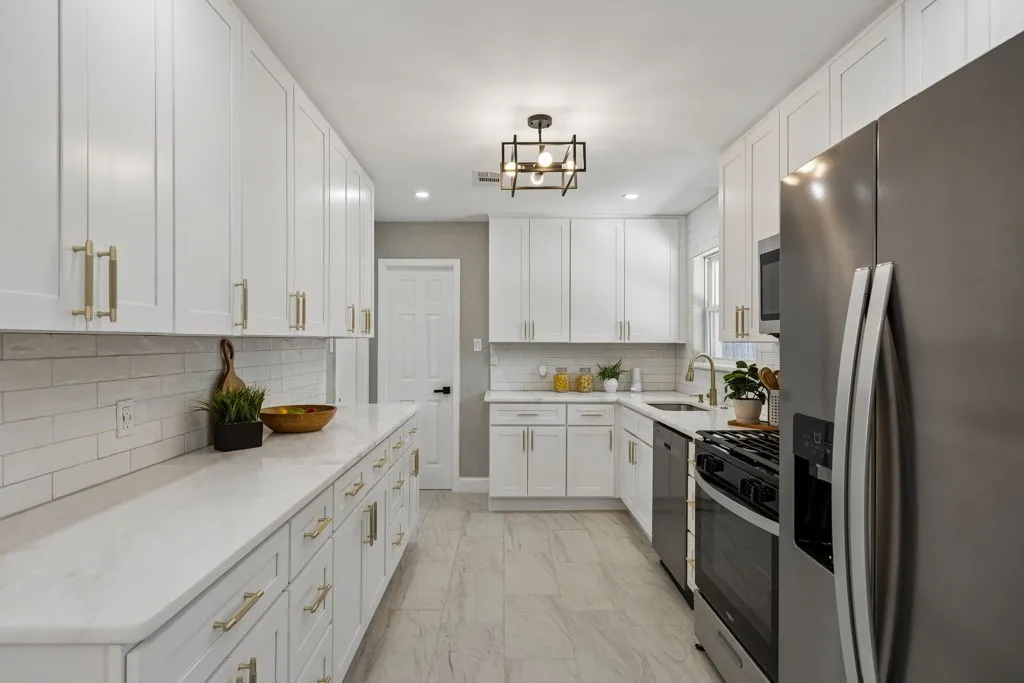 Single Family Residence For Sale in Dallas County , 2637 Materhorn Drive, Dallas, Texas 75228, 3 Bedroom, 2 Bathroom, 2 Garage spaces, 1,362 Sqft, built in 1957, mls#21341331, Real Estate Agent in Dallas, Homes For Sale in Dallas county, Homes For Sale in Dallas, Realtor in Dallas Texas, Real Estate Brokerage Independent Realty Texas, Luminita Cordes Realtor