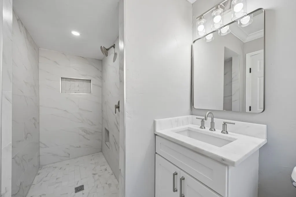 Single Family Residence For Sale in Dallas County , 2637 Materhorn Drive, Dallas, Texas 75228, 3 Bedroom, 2 Bathroom, 2 Garage spaces, 1,362 Sqft, built in 1957, mls#21341331, Real Estate Agent in Dallas, Homes For Sale in Dallas county, Homes For Sale in Dallas, Realtor in Dallas Texas, Real Estate Brokerage Independent Realty Texas, Luminita Cordes Realtor