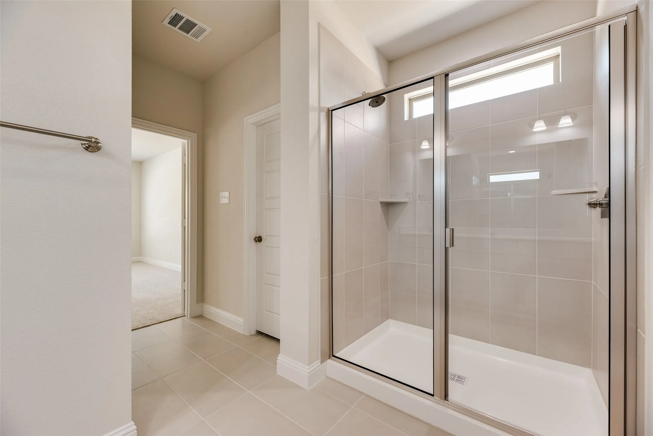 Townhouse For Rent in Tarrant County , 6918 Yellow Hammer Way, Arlington, Texas 76001, 3 Bedroom, 3 Bathroom, 2 Garage spaces, 1,860 Sqft, built in 2026, mls#21342589, Real Estate Agent in Arlington, Homes For Rent in Tarrant county, Homes For Rent in Arlington, Realtor in Arlington Texas, Real Estate Brokerage Independent Realty Texas, Luminita Cordes Realtor