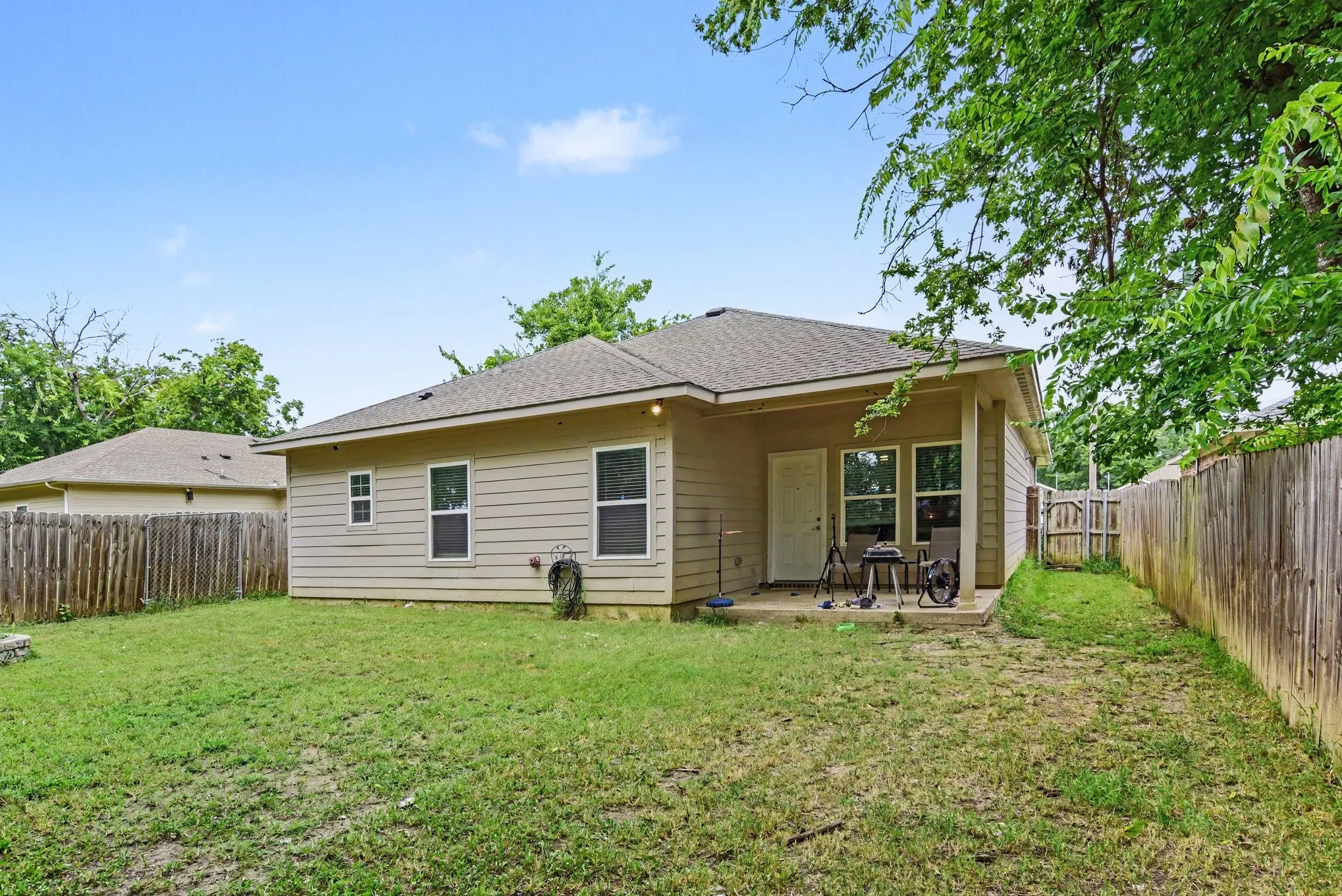Single Family Residence For Sale in Hunt County , 4517 Church Street, Greenville, Texas 75401, 3 Bedrooms, 2 Bathrooms, 2 Garage spaces, 1,570 Sqft, built in 2018, Price $265,000, mls#21342383, Real Estate Agent in Greenville, Homes For Sale in Hunt county, Homes For Sale in Greenville, Realtor in Greenville Texas, Real Estate Brokerage Independent Realty Texas, Luminita Cordes Realtor