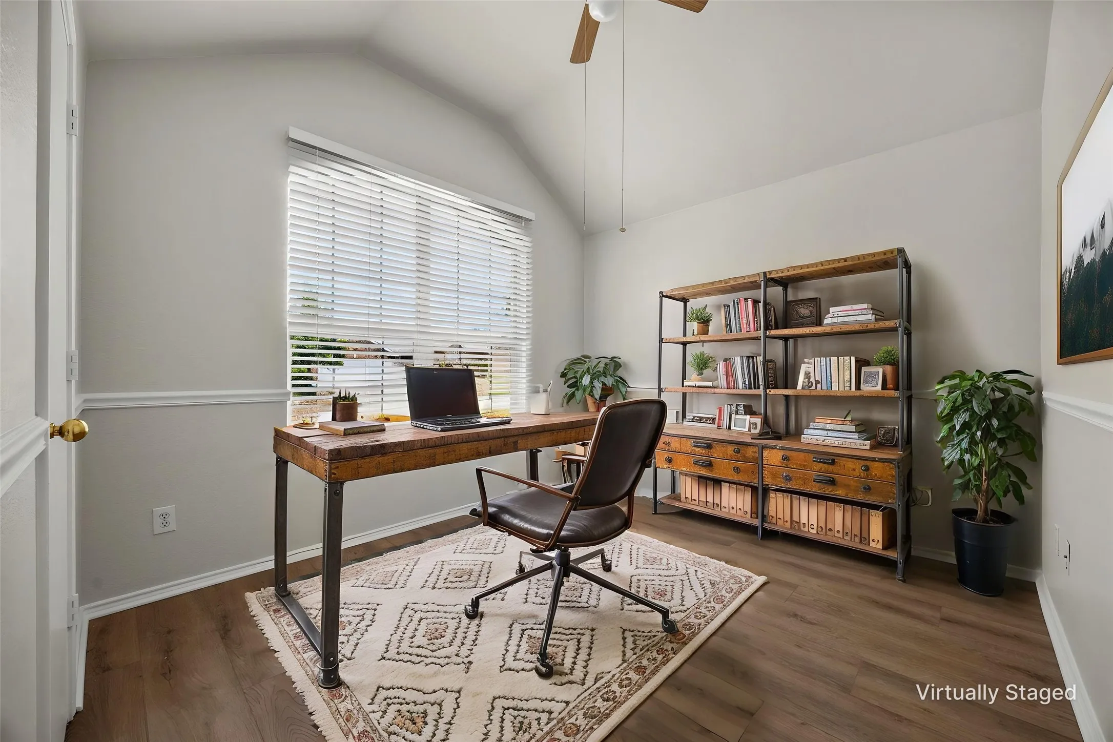 Single Family Residence For Rent in Collin County , 9313 Norfolk Lane, Mc Kinney, Texas 75071, 3 Bedroom, 2 Bathroom, 2 Garage spaces, 1,604 Sqft, built in 2001, mls#21297704, Real Estate Agent in Mc Kinney, Homes For Rent in Collin county, Homes For Rent in Mc Kinney, Realtor in Mc Kinney Texas, Real Estate Brokerage Independent Realty Texas, Luminita Cordes Realtor