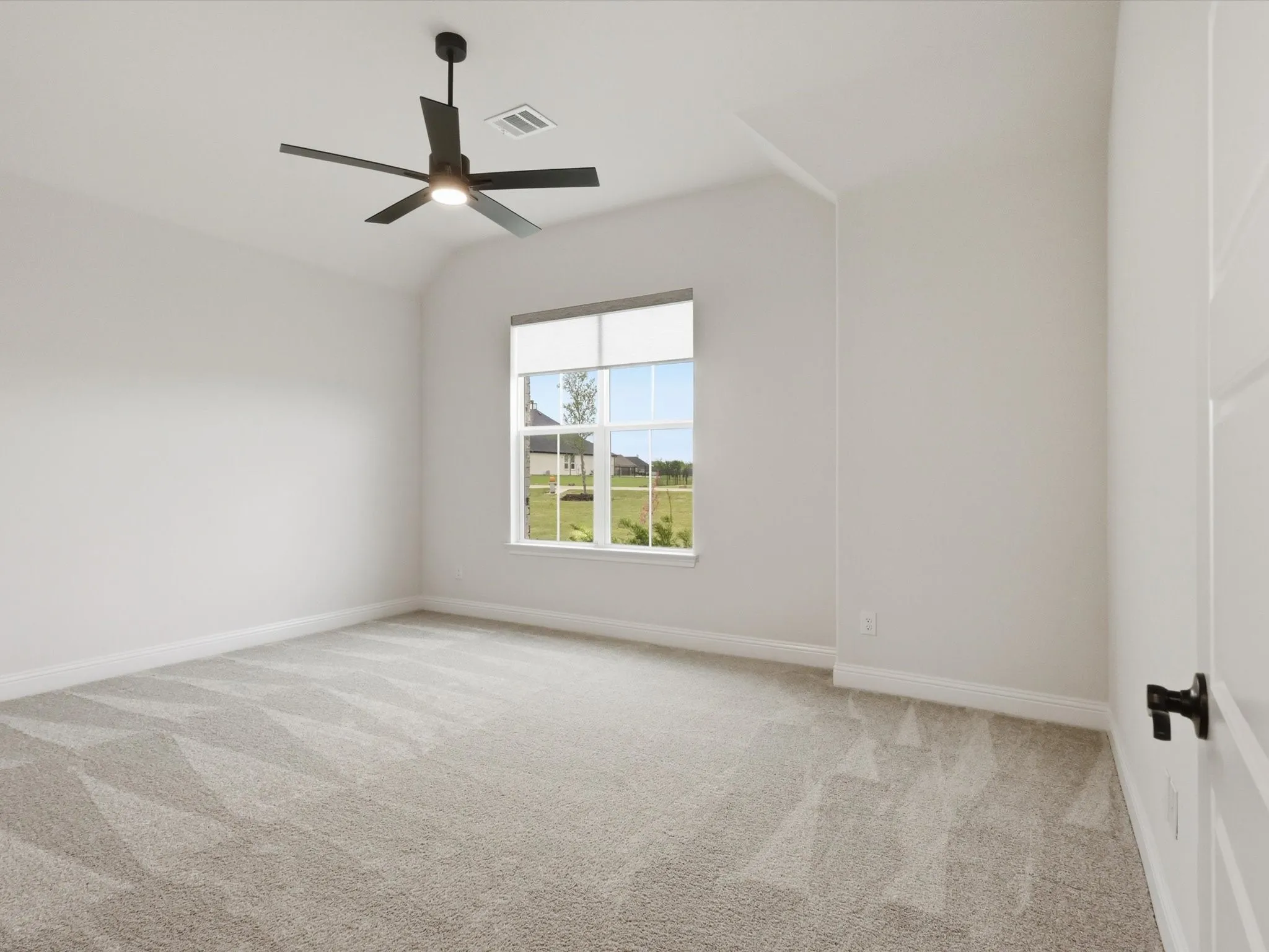 Single Family Residence For Sale in Grayson County , 300 Waterview Drive, Gunter, Texas 75058, 4 Bedroom, 3 Bathroom, 3 Garage spaces, 2,784 Sqft, built in 2023, mls#21342220, Real Estate Agent in Gunter, Homes For Sale in Grayson county, Homes For Sale in Gunter, Realtor in Gunter Texas, Real Estate Brokerage Independent Realty Texas, Luminita Cordes Realtor