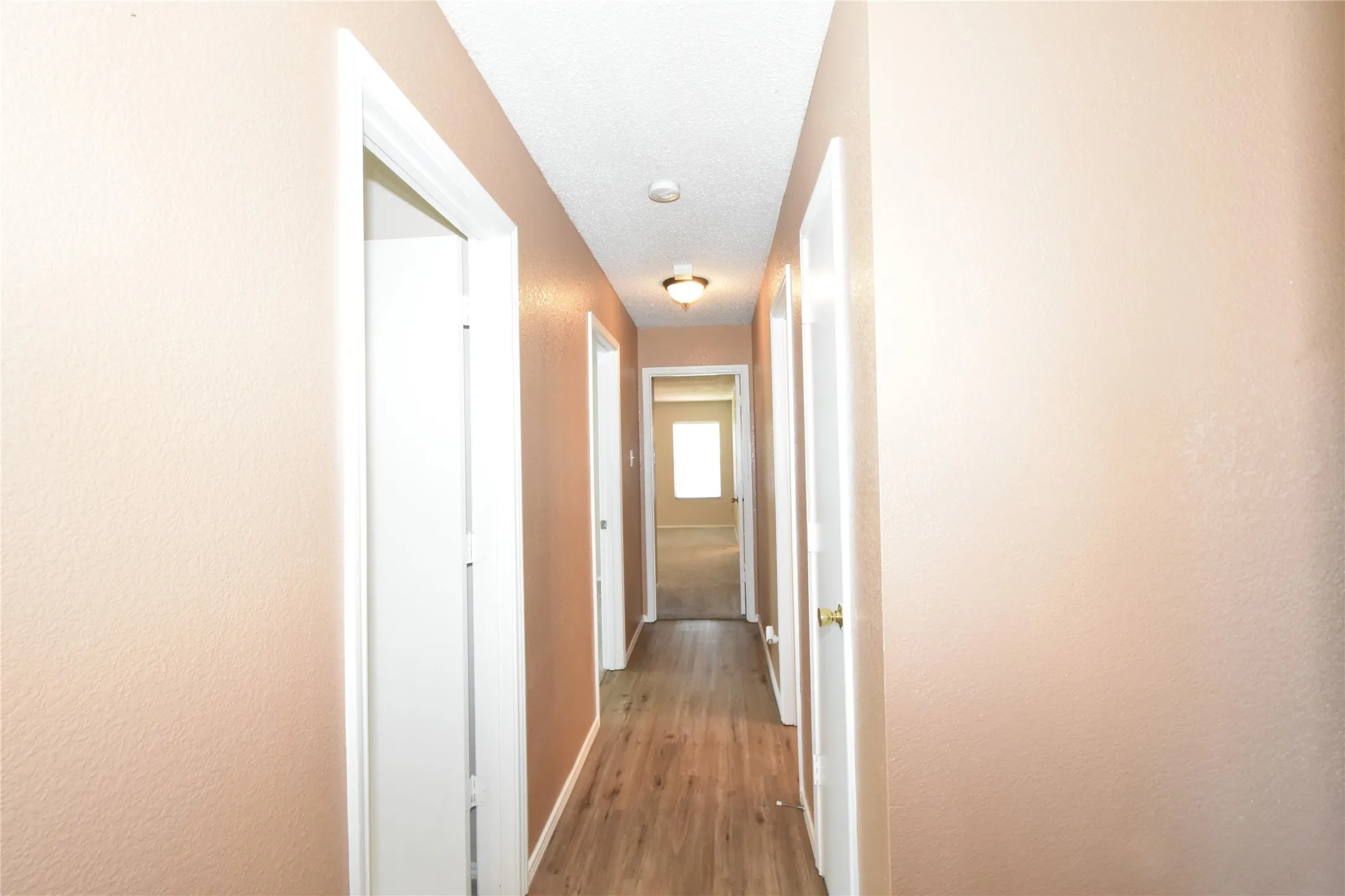 Single Family Residence For Rent in Tarrant County , 1130 Seneca Drive, Arlington, Texas 76017, 3 Bedroom, 2 Bathroom, 2 Garage spaces, 1,868 Sqft, built in 2003, mls#21321916, Real Estate Agent in Arlington, Homes For Rent in Tarrant county, Homes For Rent in Arlington, Realtor in Arlington Texas, Real Estate Brokerage Independent Realty Texas, Luminita Cordes Realtor