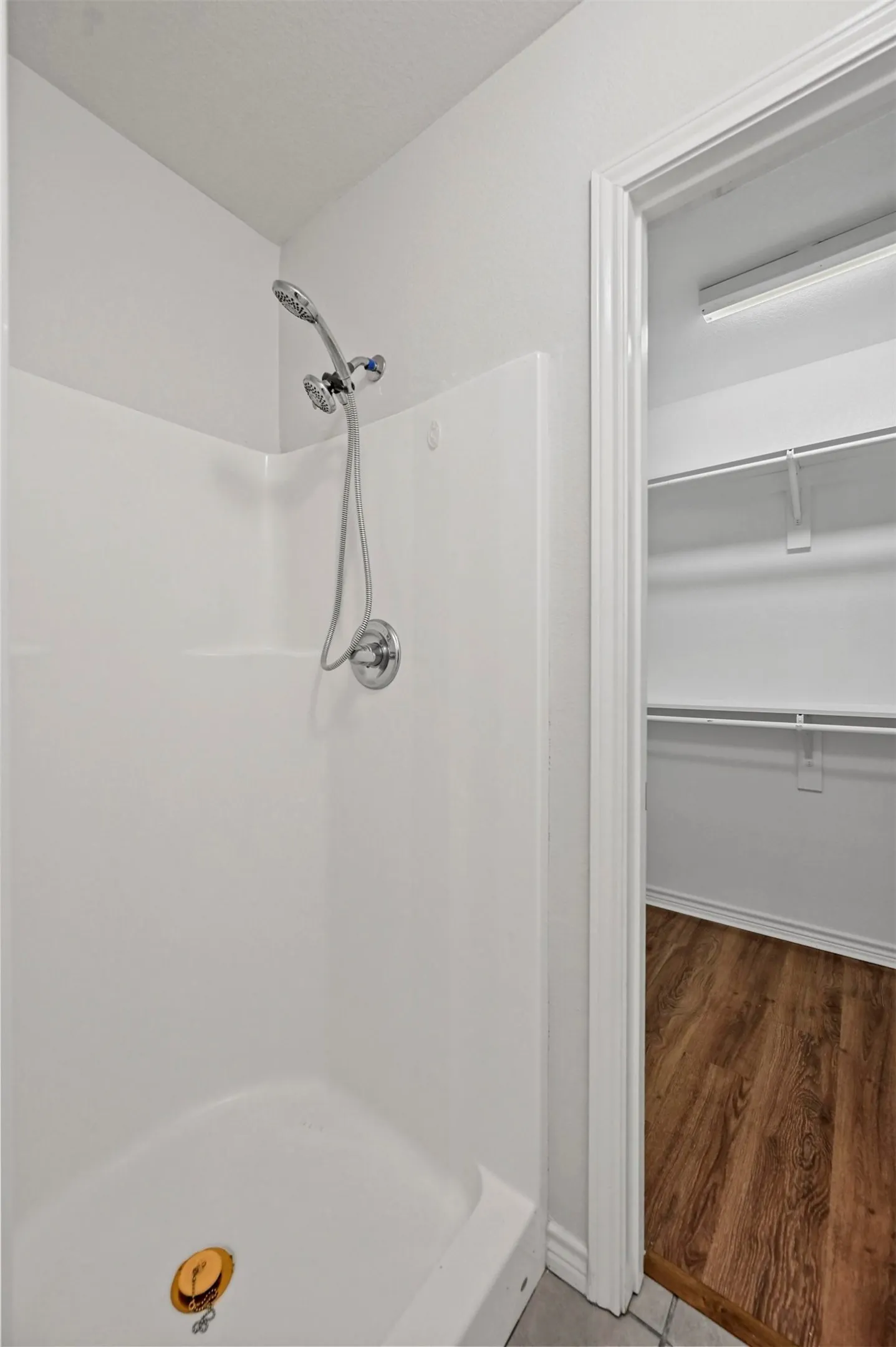 Duplex For Rent in Grayson County , 514 Harris Street, Gunter, Texas 75058, 3 Bedroom, 2 Bathroom, 2 Garage spaces, 1,136 Sqft, built in 2009, mls#21342629, Real Estate Agent in Gunter, Homes For Rent in Grayson county, Homes For Rent in Gunter, Realtor in Gunter Texas, Real Estate Brokerage Independent Realty Texas, Luminita Cordes Realtor