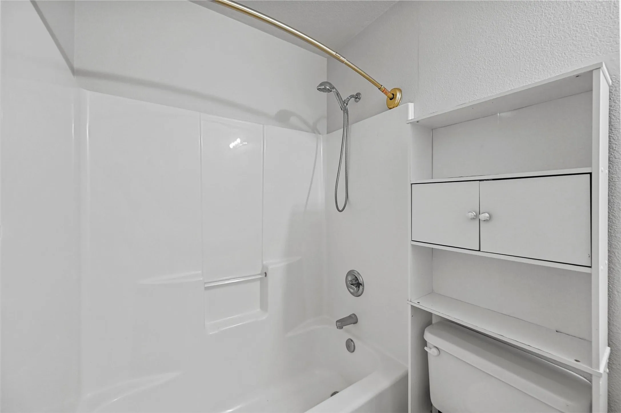 Duplex For Rent in Grayson County , 514 Harris Street, Gunter, Texas 75058, 3 Bedroom, 2 Bathroom, 2 Garage spaces, 1,136 Sqft, built in 2009, mls#21342629, Real Estate Agent in Gunter, Homes For Rent in Grayson county, Homes For Rent in Gunter, Realtor in Gunter Texas, Real Estate Brokerage Independent Realty Texas, Luminita Cordes Realtor