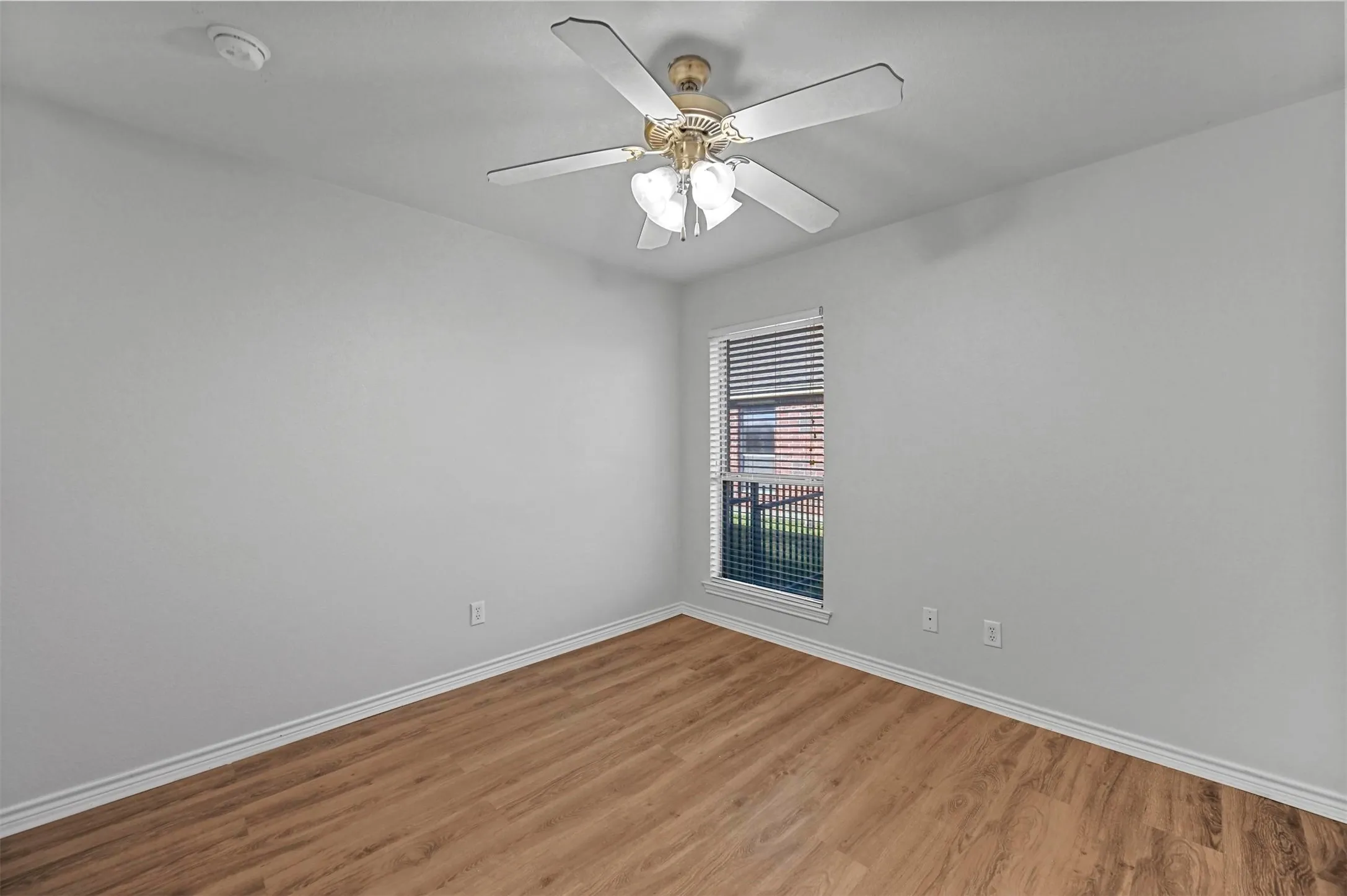 Duplex For Rent in Grayson County , 514 Harris Street, Gunter, Texas 75058, 3 Bedroom, 2 Bathroom, 2 Garage spaces, 1,136 Sqft, built in 2009, mls#21342629, Real Estate Agent in Gunter, Homes For Rent in Grayson county, Homes For Rent in Gunter, Realtor in Gunter Texas, Real Estate Brokerage Independent Realty Texas, Luminita Cordes Realtor