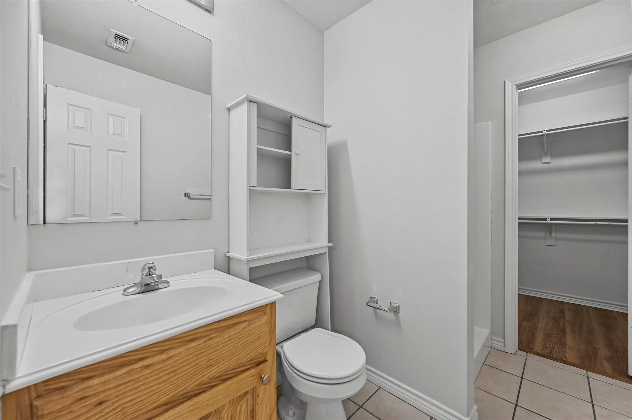 Duplex For Rent in Grayson County , 514 Harris Street, Gunter, Texas 75058, 3 Bedroom, 2 Bathroom, 2 Garage spaces, 1,136 Sqft, built in 2009, mls#21342629, Real Estate Agent in Gunter, Homes For Rent in Grayson county, Homes For Rent in Gunter, Realtor in Gunter Texas, Real Estate Brokerage Independent Realty Texas, Luminita Cordes Realtor