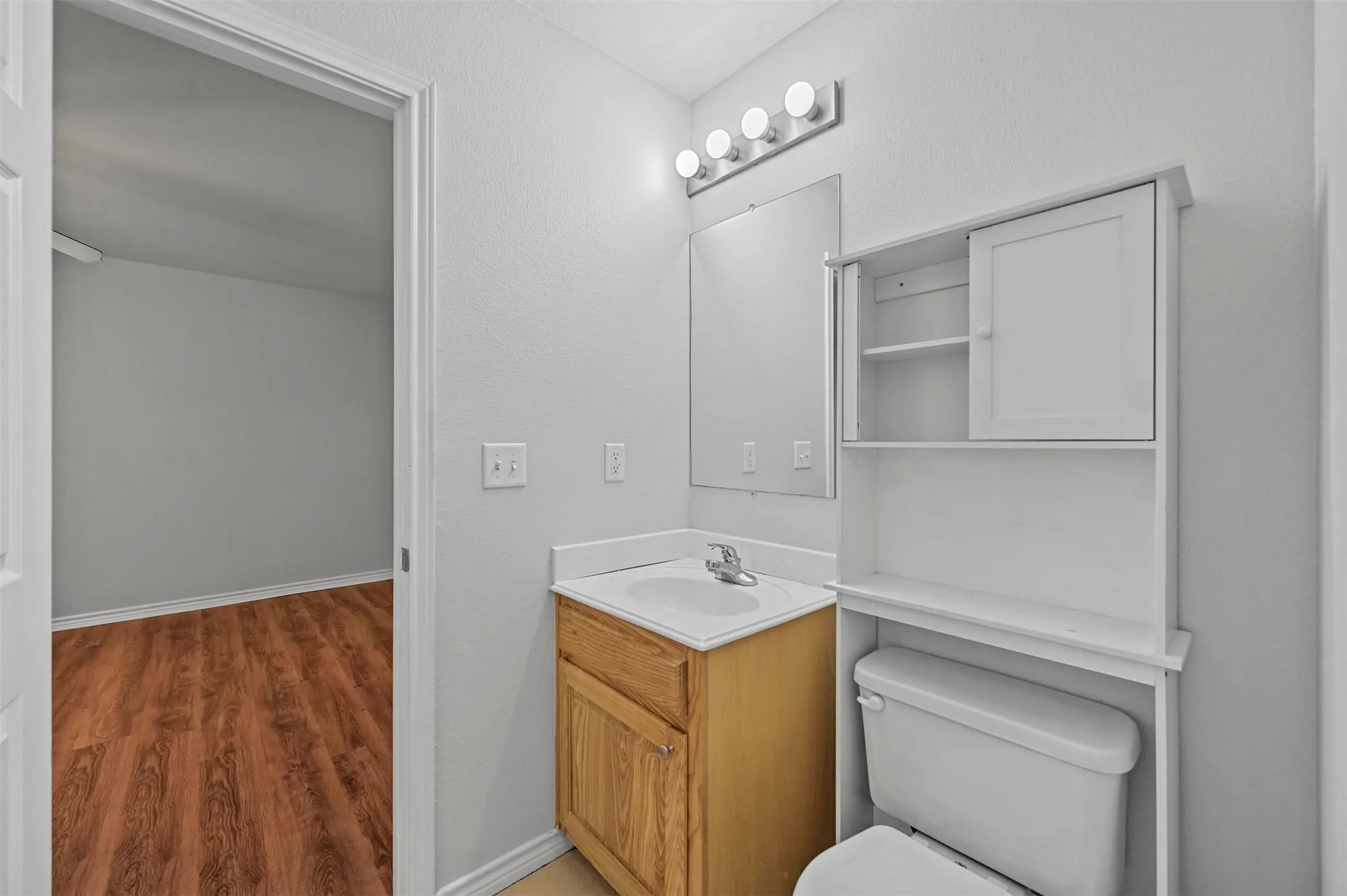 Duplex For Rent in Grayson County , 514 Harris Street, Gunter, Texas 75058, 3 Bedroom, 2 Bathroom, 2 Garage spaces, 1,136 Sqft, built in 2009, mls#21342629, Real Estate Agent in Gunter, Homes For Rent in Grayson county, Homes For Rent in Gunter, Realtor in Gunter Texas, Real Estate Brokerage Independent Realty Texas, Luminita Cordes Realtor