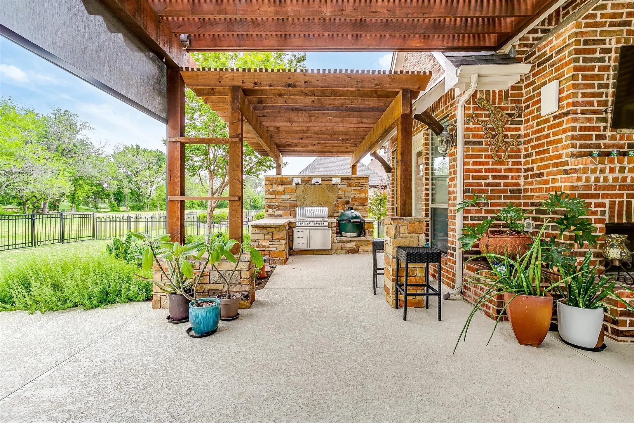 Single Family Residence For Rent in Parker County , 203 Augusta Court, Aledo, Texas 76008, 4 Bedroom, 3 Bathroom, 3 Garage spaces, 3,543 Sqft, built in 2006, mls#21342632, Real Estate Agent in Aledo, Homes For Rent in Parker county, Homes For Rent in Aledo, Realtor in Aledo Texas, Real Estate Brokerage Independent Realty Texas, Luminita Cordes Realtor