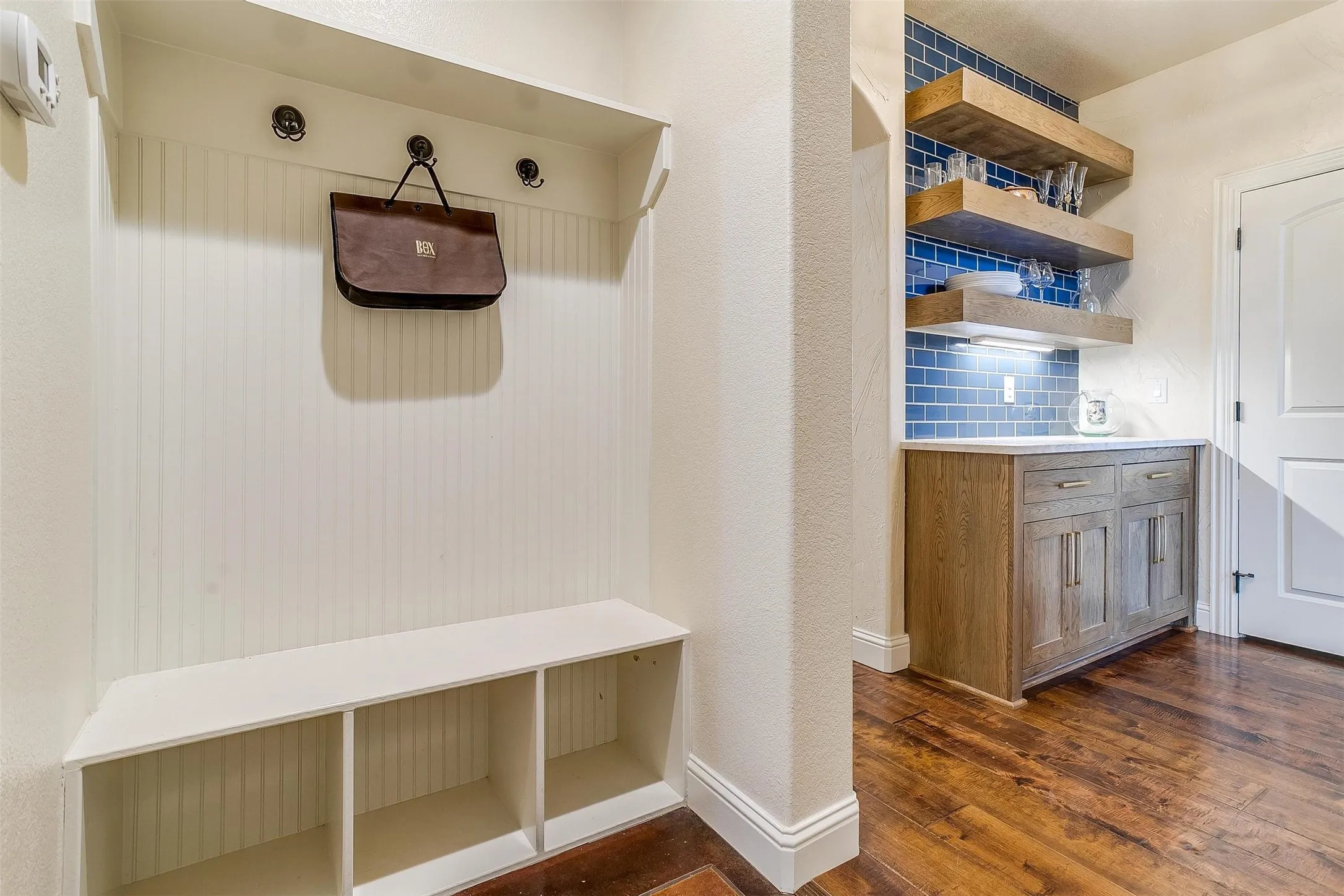 Single Family Residence For Rent in Parker County , 203 Augusta Court, Aledo, Texas 76008, 4 Bedroom, 3 Bathroom, 3 Garage spaces, 3,543 Sqft, built in 2006, mls#21342632, Real Estate Agent in Aledo, Homes For Rent in Parker county, Homes For Rent in Aledo, Realtor in Aledo Texas, Real Estate Brokerage Independent Realty Texas, Luminita Cordes Realtor