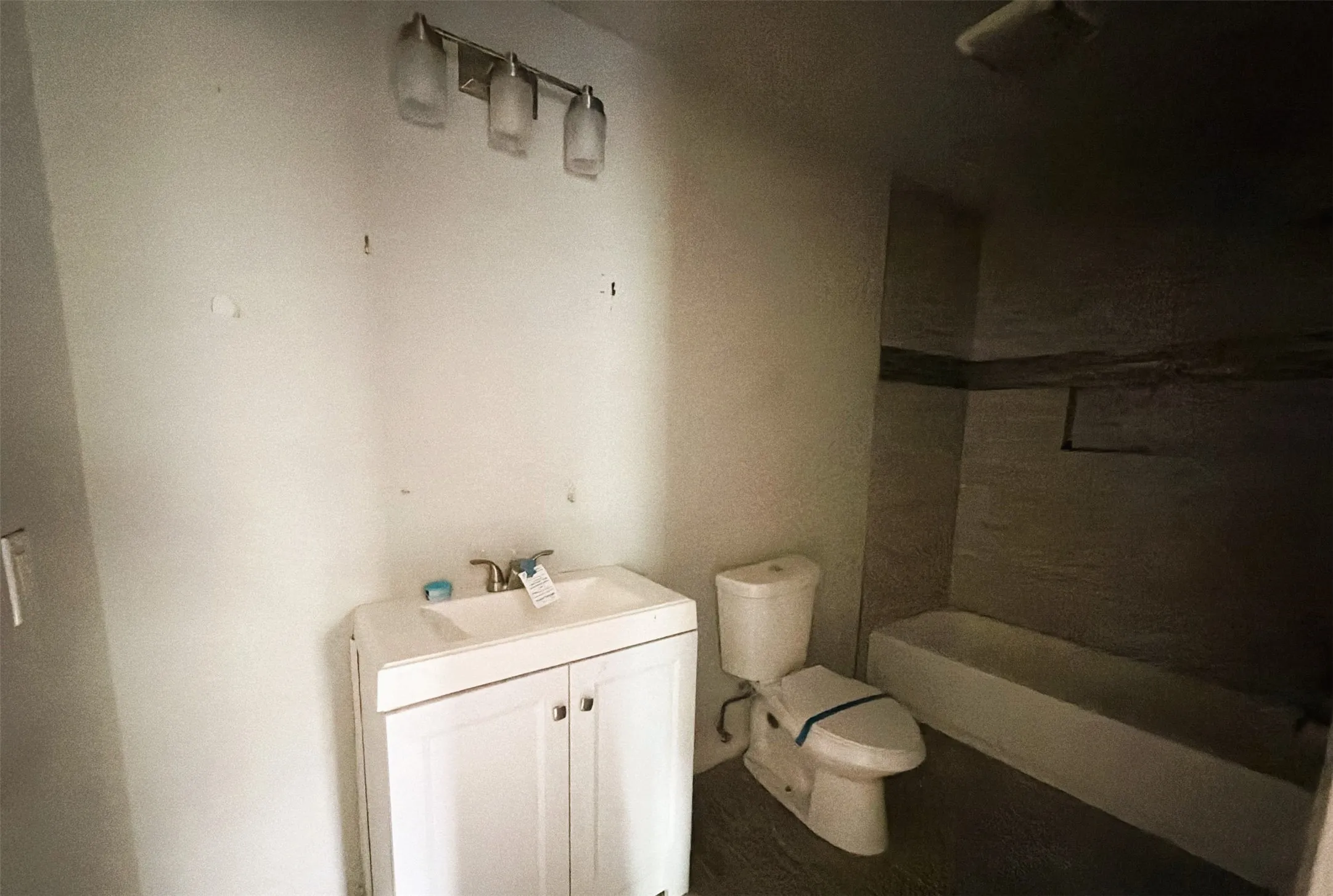 Private, ensuite primary bath.