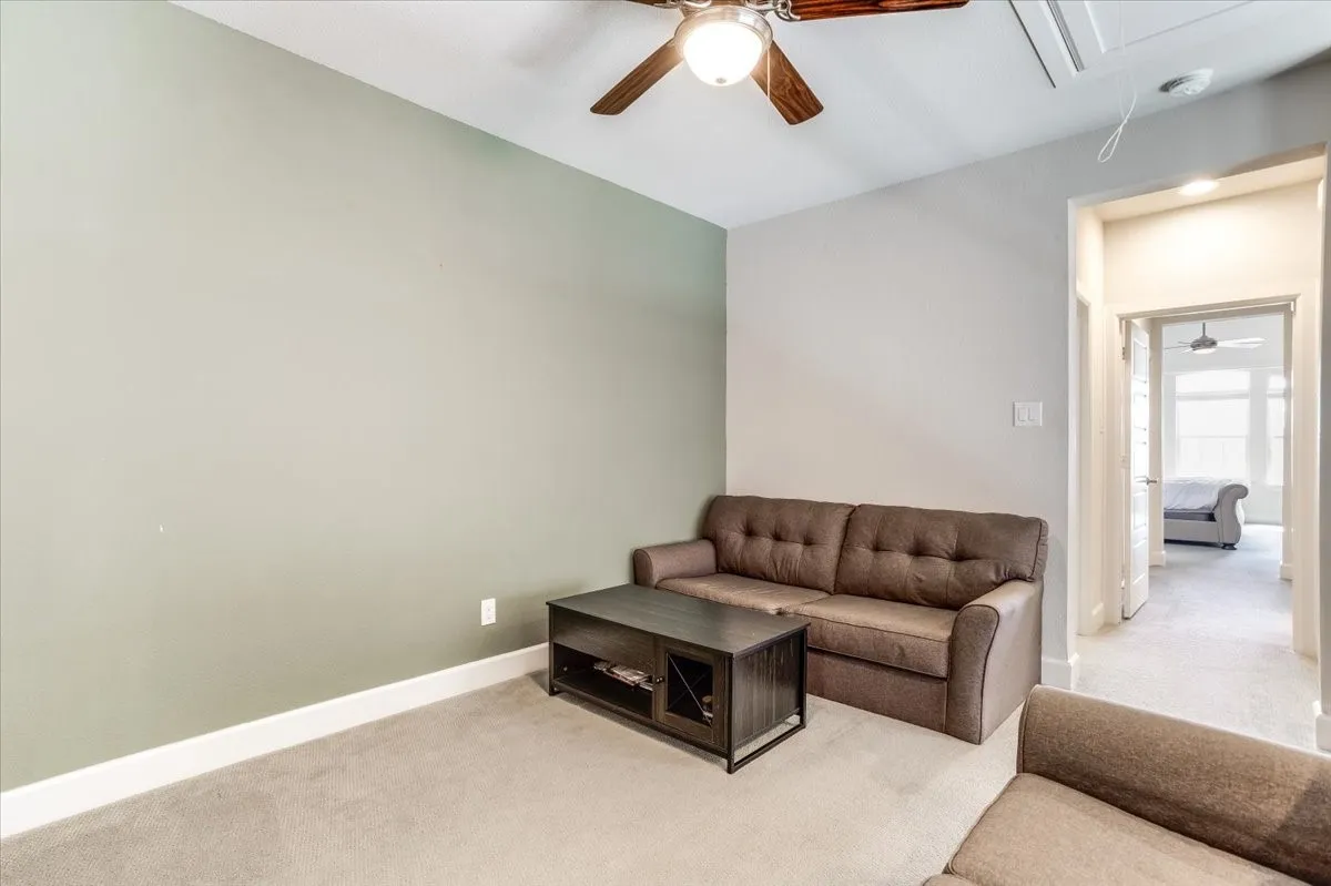 Single Family Residence For Sale in Collin County , 6105 Millie Way, Mc Kinney, Texas 75070, 3 Bedroom, 3 Bathroom, 2 Garage spaces, 2,727 Sqft, built in 2016, mls#21342525, Real Estate Agent in Mc Kinney, Homes For Sale in Collin county, Homes For Sale in Mc Kinney, Realtor in Mc Kinney Texas, Real Estate Brokerage Independent Realty Texas, Luminita Cordes Realtor
