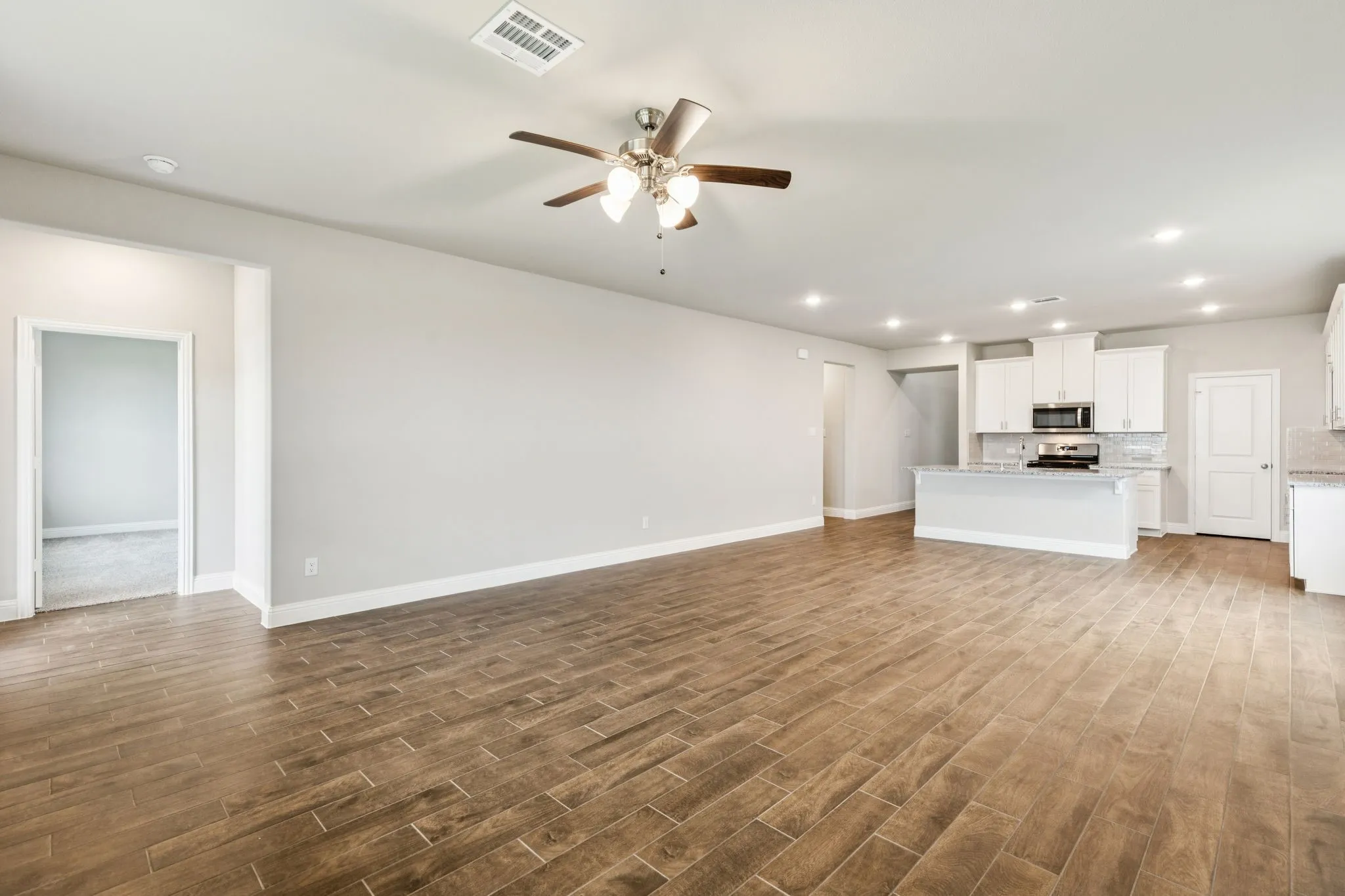 Single Family Residence For Sale in Collin County , 706 Rain Barrel Place, Weston, Texas 75009, 4 Bedroom, 4 Bathroom, 2 Garage spaces, 2,658 Sqft, built in 2023, mls#21342645, Real Estate Agent in Weston, Homes For Sale in Collin county, Homes For Sale in Weston, Realtor in Weston Texas, Real Estate Brokerage Independent Realty Texas, Luminita Cordes Realtor
