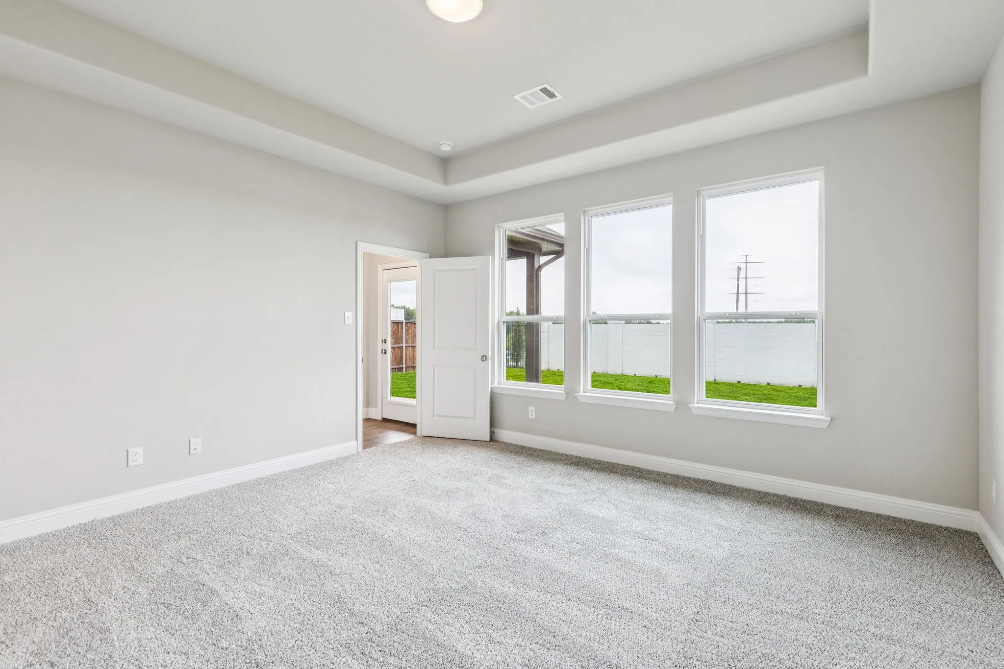 Single Family Residence For Sale in Collin County , 706 Rain Barrel Place, Weston, Texas 75009, 4 Bedroom, 4 Bathroom, 2 Garage spaces, 2,658 Sqft, built in 2023, mls#21342645, Real Estate Agent in Weston, Homes For Sale in Collin county, Homes For Sale in Weston, Realtor in Weston Texas, Real Estate Brokerage Independent Realty Texas, Luminita Cordes Realtor
