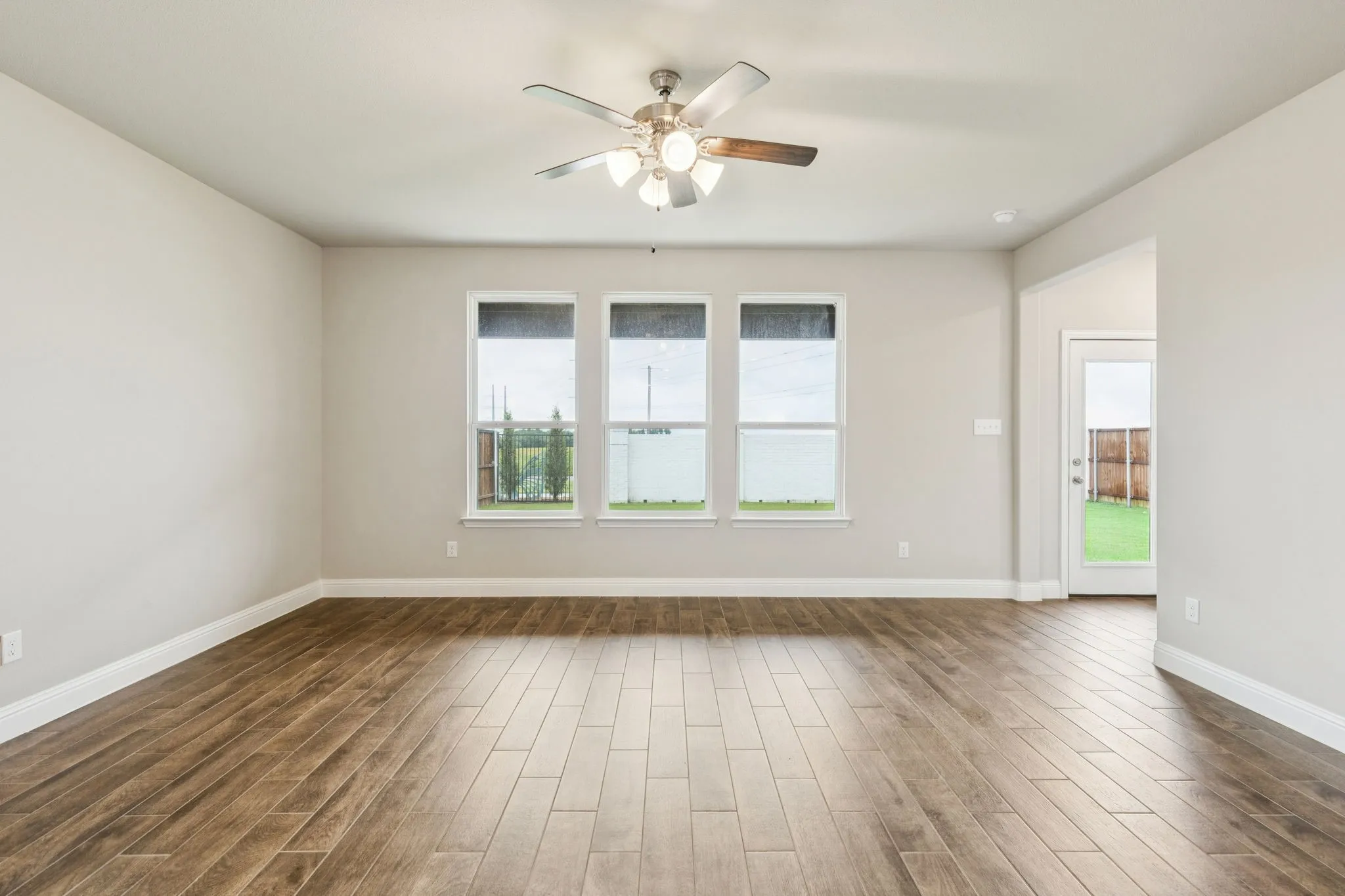 Single Family Residence For Sale in Collin County , 706 Rain Barrel Place, Weston, Texas 75009, 4 Bedroom, 4 Bathroom, 2 Garage spaces, 2,658 Sqft, built in 2023, mls#21342645, Real Estate Agent in Weston, Homes For Sale in Collin county, Homes For Sale in Weston, Realtor in Weston Texas, Real Estate Brokerage Independent Realty Texas, Luminita Cordes Realtor