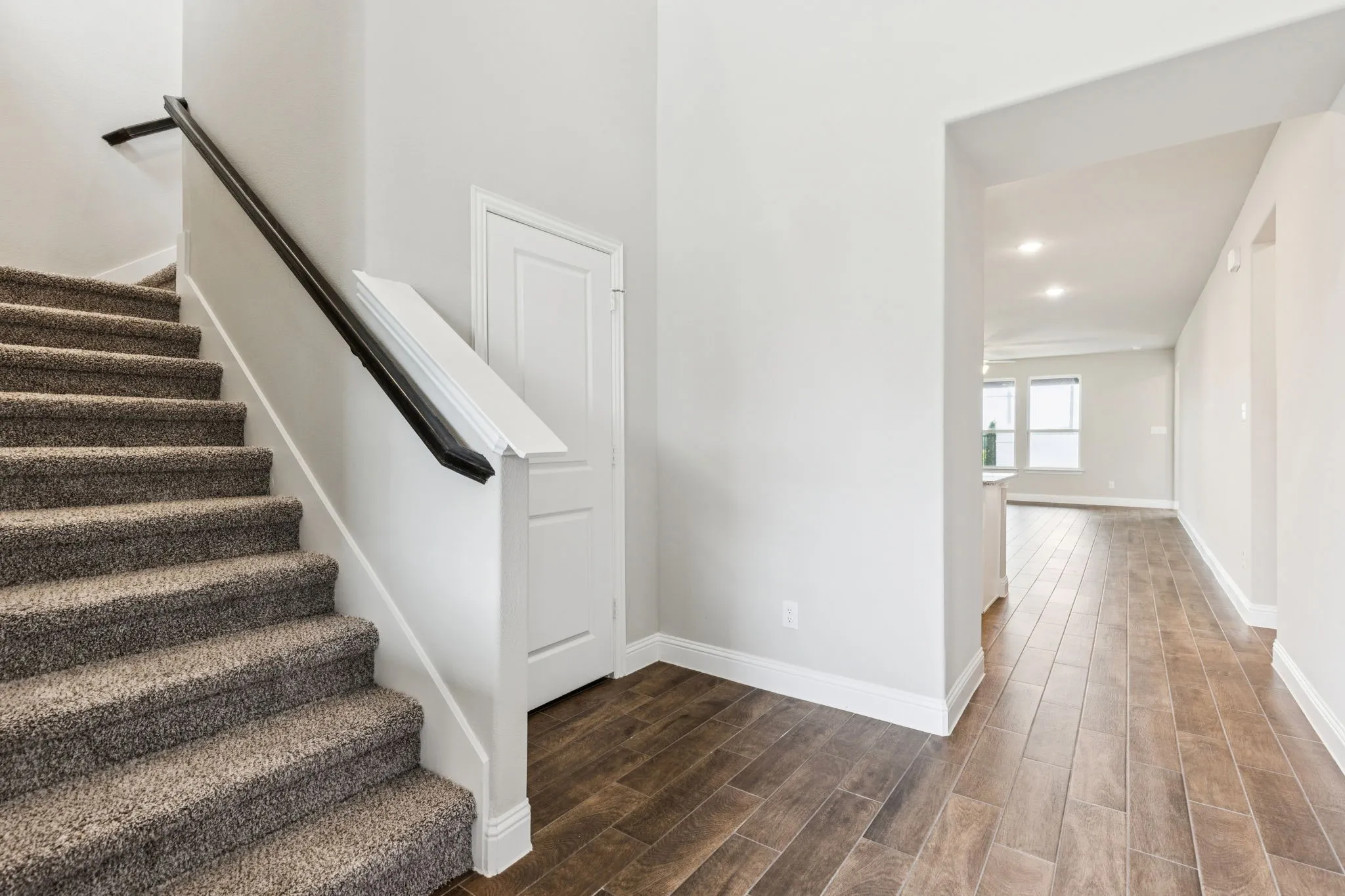 Single Family Residence For Sale in Collin County , 706 Rain Barrel Place, Weston, Texas 75009, 4 Bedroom, 4 Bathroom, 2 Garage spaces, 2,658 Sqft, built in 2023, mls#21342645, Real Estate Agent in Weston, Homes For Sale in Collin county, Homes For Sale in Weston, Realtor in Weston Texas, Real Estate Brokerage Independent Realty Texas, Luminita Cordes Realtor