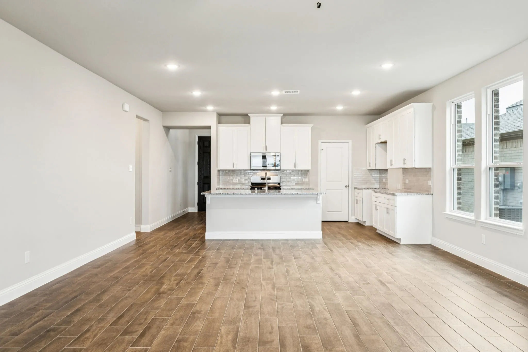 Single Family Residence For Sale in Collin County , 706 Rain Barrel Place, Weston, Texas 75009, 4 Bedroom, 4 Bathroom, 2 Garage spaces, 2,658 Sqft, built in 2023, mls#21342645, Real Estate Agent in Weston, Homes For Sale in Collin county, Homes For Sale in Weston, Realtor in Weston Texas, Real Estate Brokerage Independent Realty Texas, Luminita Cordes Realtor