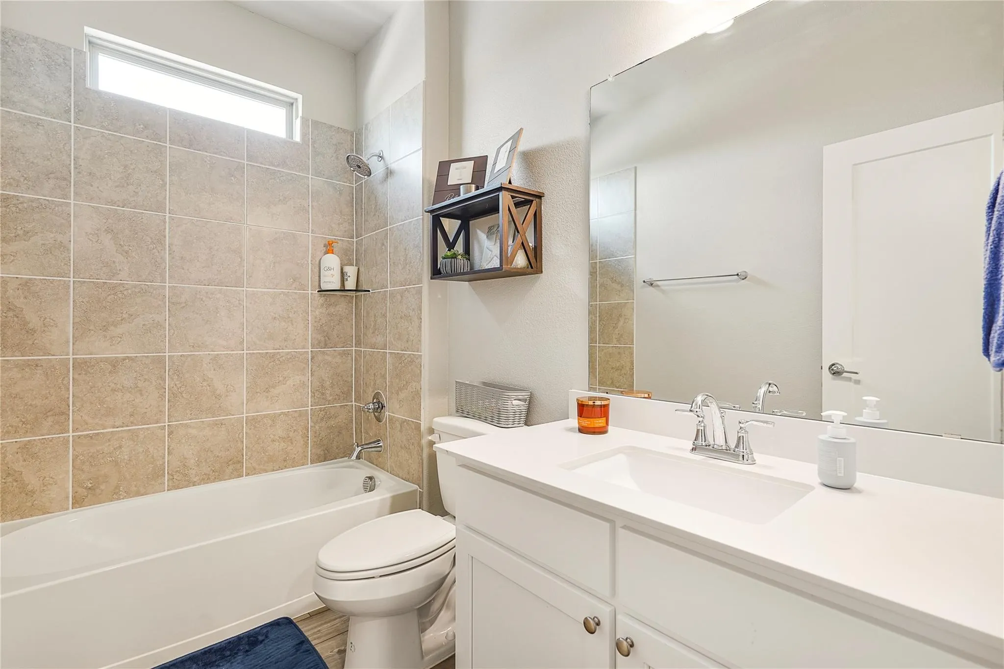 Single Family Residence For Rent in Tarrant County , 2513 Peoria Drive, Fort Worth, Texas 76179, 4 Bedroom, 3 Bathroom, 2 Garage spaces, 2,238 Sqft, built in 2022, mls#21342650, Real Estate Agent in Fort Worth, Homes For Rent in Tarrant county, Homes For Rent in Fort Worth, Realtor in Fort Worth Texas, Real Estate Brokerage Independent Realty Texas, Luminita Cordes Realtor