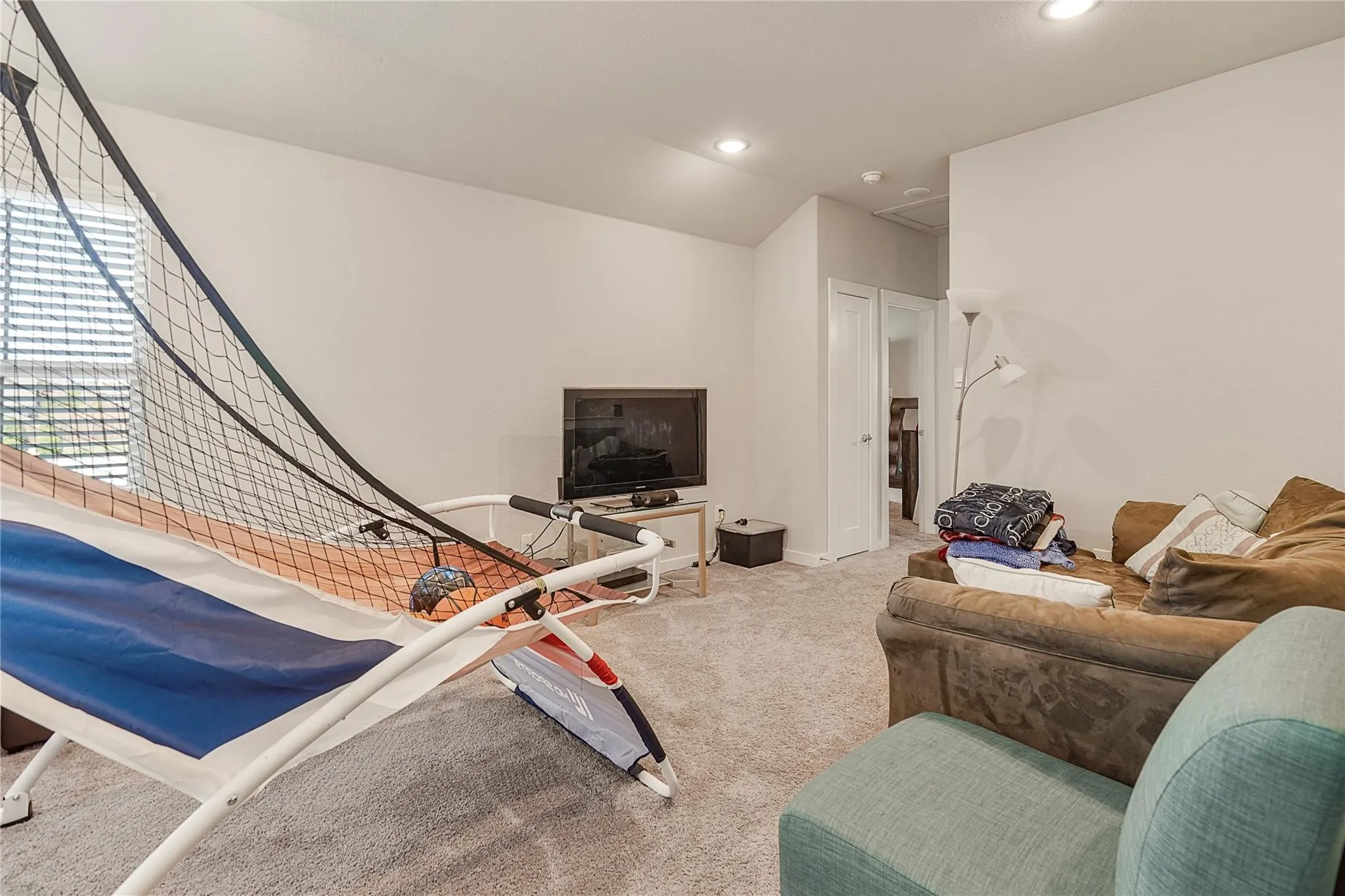 Single Family Residence For Rent in Tarrant County , 2513 Peoria Drive, Fort Worth, Texas 76179, 4 Bedroom, 3 Bathroom, 2 Garage spaces, 2,238 Sqft, built in 2022, mls#21342650, Real Estate Agent in Fort Worth, Homes For Rent in Tarrant county, Homes For Rent in Fort Worth, Realtor in Fort Worth Texas, Real Estate Brokerage Independent Realty Texas, Luminita Cordes Realtor