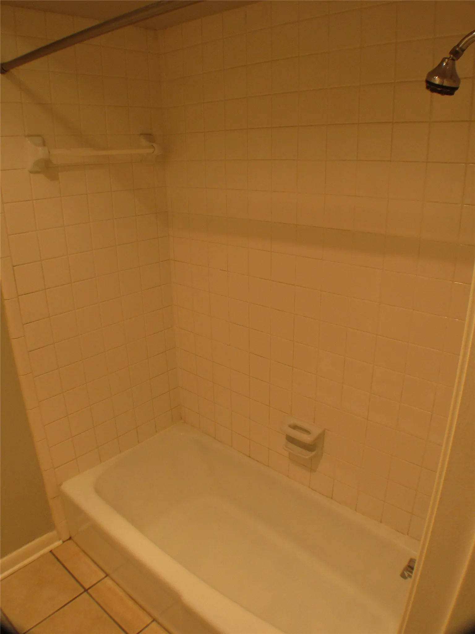 Duplex For Rent in Dallas County , 10406 Shadow Bend Drive, Dallas, Texas 75230, 3 Bedroom, 2 Bathroom, 2 Garage spaces, 1,618 Sqft, built in 1968, Price $2,600, mls#21342670, Real Estate Agent in Dallas, Homes For Rent in Dallas county, Homes For Rent in Dallas, Realtor in Dallas Texas, Real Estate Brokerage Independent Realty Texas, Luminita Cordes Realtor