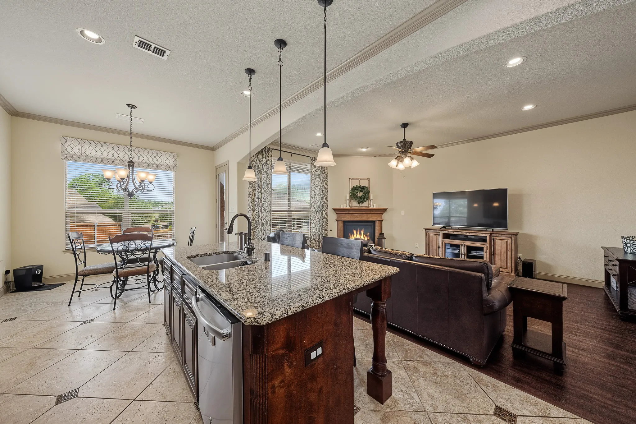 Island with room for barstools for entertaining