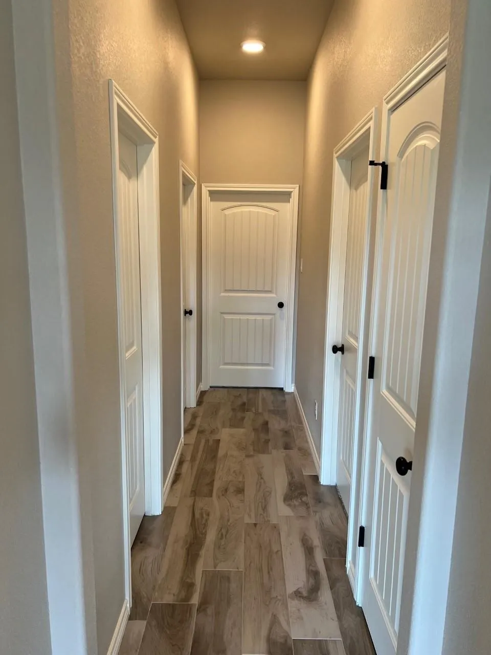 Single Family Residence For Rent in Erath County , 173 Crenshaw Court, Stephenville, Texas 76401, 4 Bedroom, 2 Bathroom, 2 Garage spaces, 2,324 Sqft, built in 2022, mls#21341797, Real Estate Agent in Stephenville, Homes For Rent in Erath county, Homes For Rent in Stephenville, Realtor in Stephenville Texas, Real Estate Brokerage Independent Realty Texas, Luminita Cordes Realtor