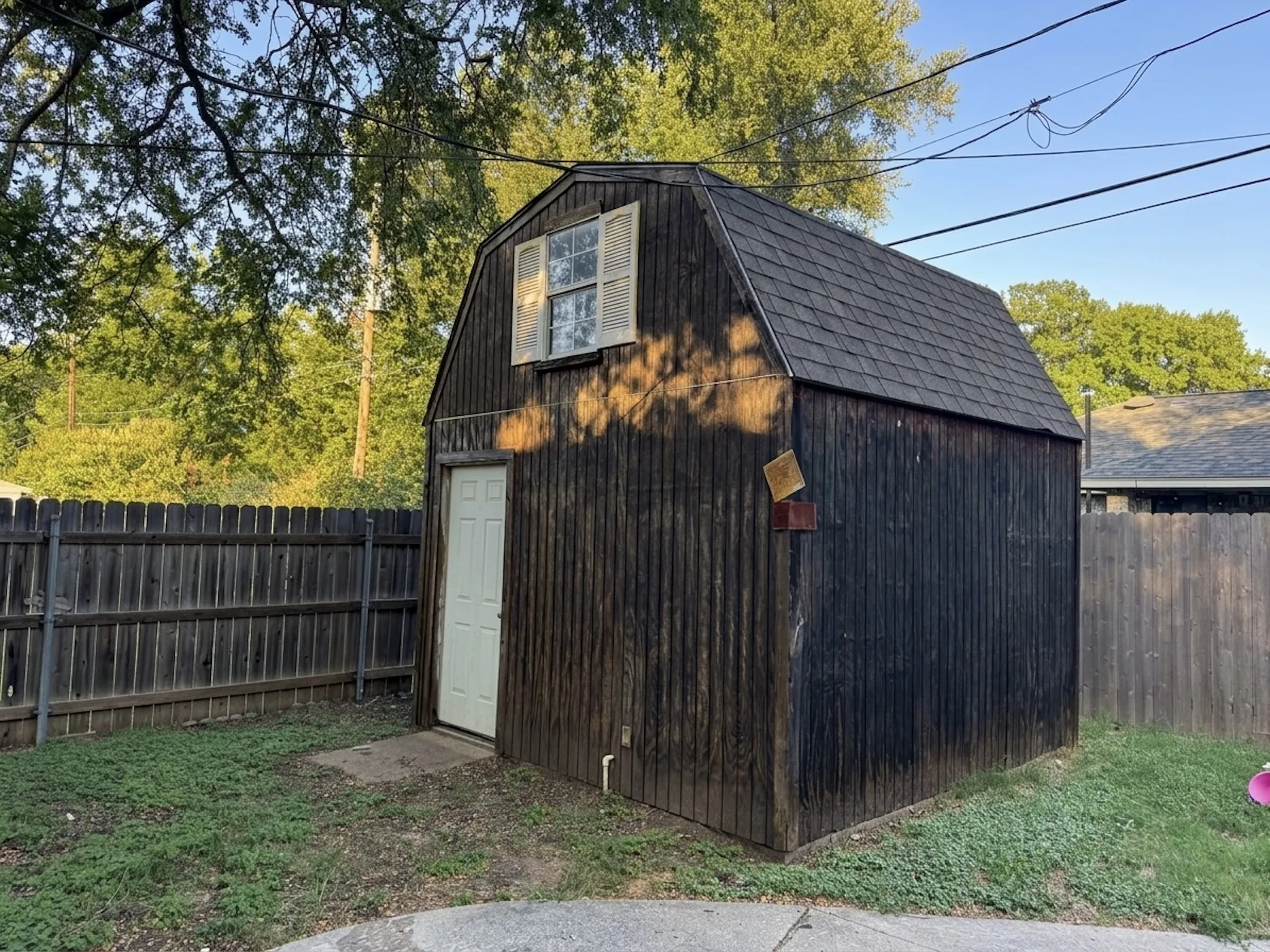 Single Family Residence For Sale in Tarrant County , 124 Brushy Mound Road, Burleson, Texas 76028, 3 Bedroom, 2 Bathroom, 2 Garage spaces, 1,840 Sqft, built in 1986, mls#21339705, Real Estate Agent in Burleson, Homes For Sale in Tarrant county, Homes For Sale in Burleson, Realtor in Burleson Texas, Real Estate Brokerage Independent Realty Texas, Luminita Cordes Realtor
