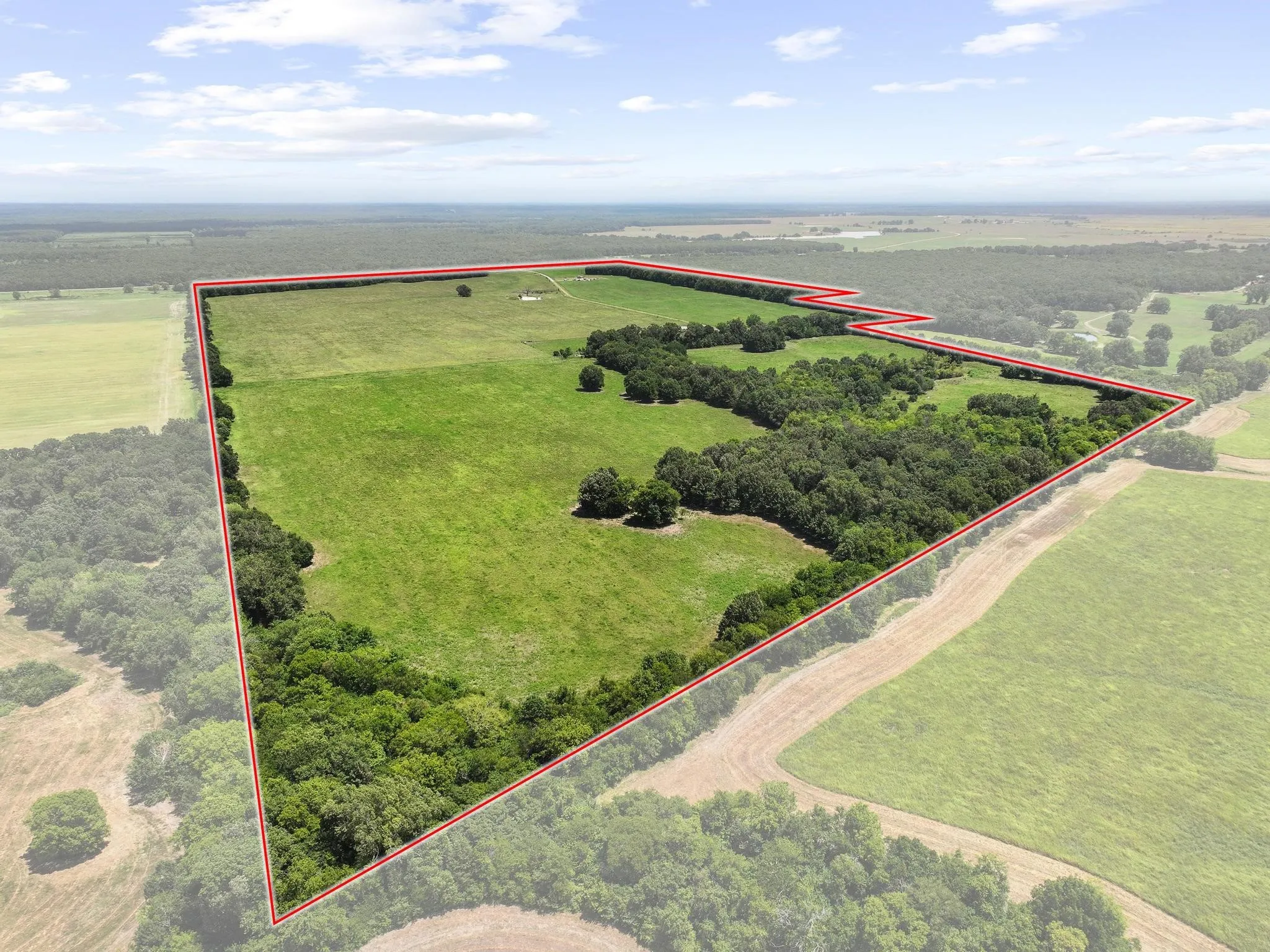 Ranch For Sale in Red River (TX) County , 7090 Farm Market 412, Clarksville, Texas 75426, 0, 0, Garage spaces, 0 Sqft, built in 0, Price $949,000, mls#21342693, Real Estate Agent in Clarksville, Homes For Sale in Red River (TX) county, Homes For Sale in Clarksville, Realtor in Clarksville Texas, Real Estate Brokerage Independent Realty Texas, Luminita Cordes Realtor