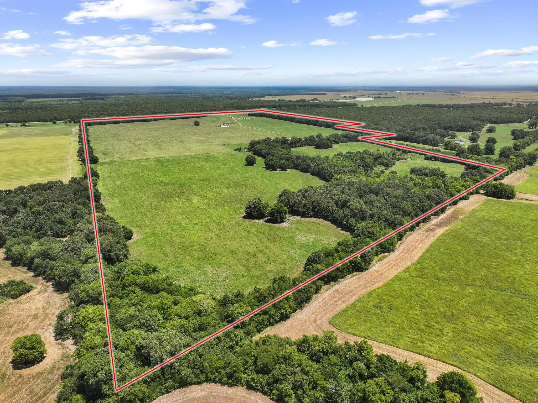 Ranch For Sale in Red River (TX) County , 7090 Farm Market 412, Clarksville, Texas 75426, 0, 0, Garage spaces, 0 Sqft, built in 0, Price $949,000, mls#21342693, Real Estate Agent in Clarksville, Homes For Sale in Red River (TX) county, Homes For Sale in Clarksville, Realtor in Clarksville Texas, Real Estate Brokerage Independent Realty Texas, Luminita Cordes Realtor