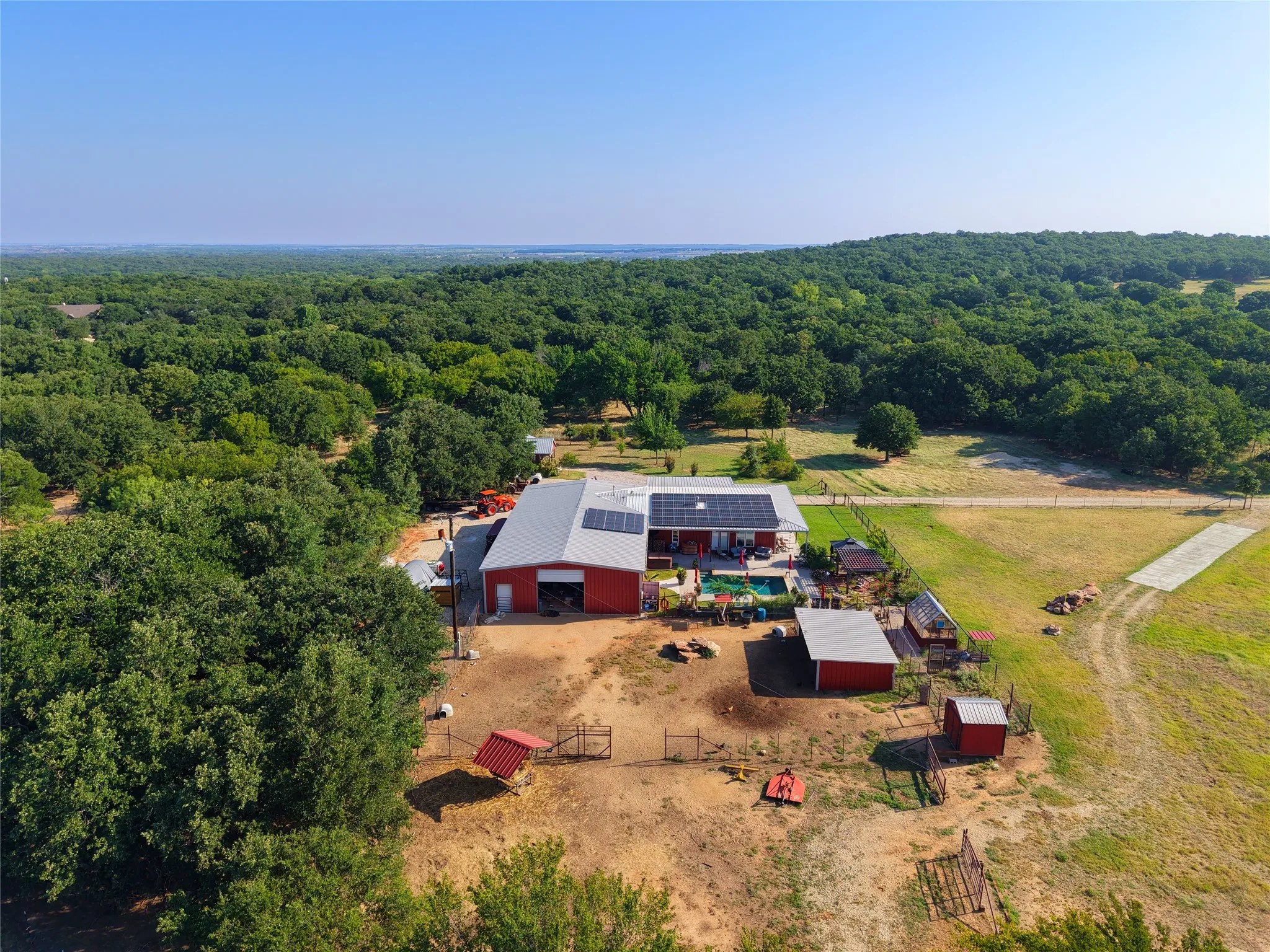 Single Family Residence For Sale in Montague County , 473 May Road, Nocona, Texas 76255, 2 Bedroom, 2 Bathroom, 2 Garage spaces, 1,655 Sqft, built in 2020, mls#21340203, Real Estate Agent in Nocona, Homes For Sale in Montague county, Homes For Sale in Nocona, Realtor in Nocona Texas, Real Estate Brokerage Independent Realty Texas, Luminita Cordes Realtor