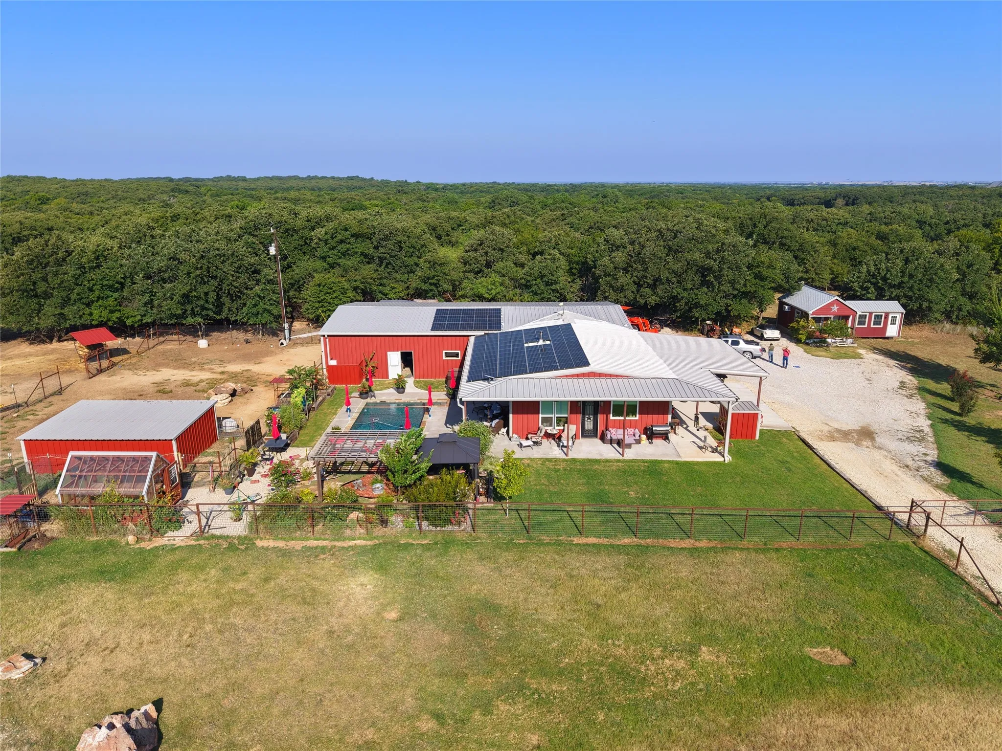 Single Family Residence For Sale in Montague County , 473 May Road, Nocona, Texas 76255, 2 Bedroom, 2 Bathroom, 2 Garage spaces, 1,655 Sqft, built in 2020, mls#21340203, Real Estate Agent in Nocona, Homes For Sale in Montague county, Homes For Sale in Nocona, Realtor in Nocona Texas, Real Estate Brokerage Independent Realty Texas, Luminita Cordes Realtor