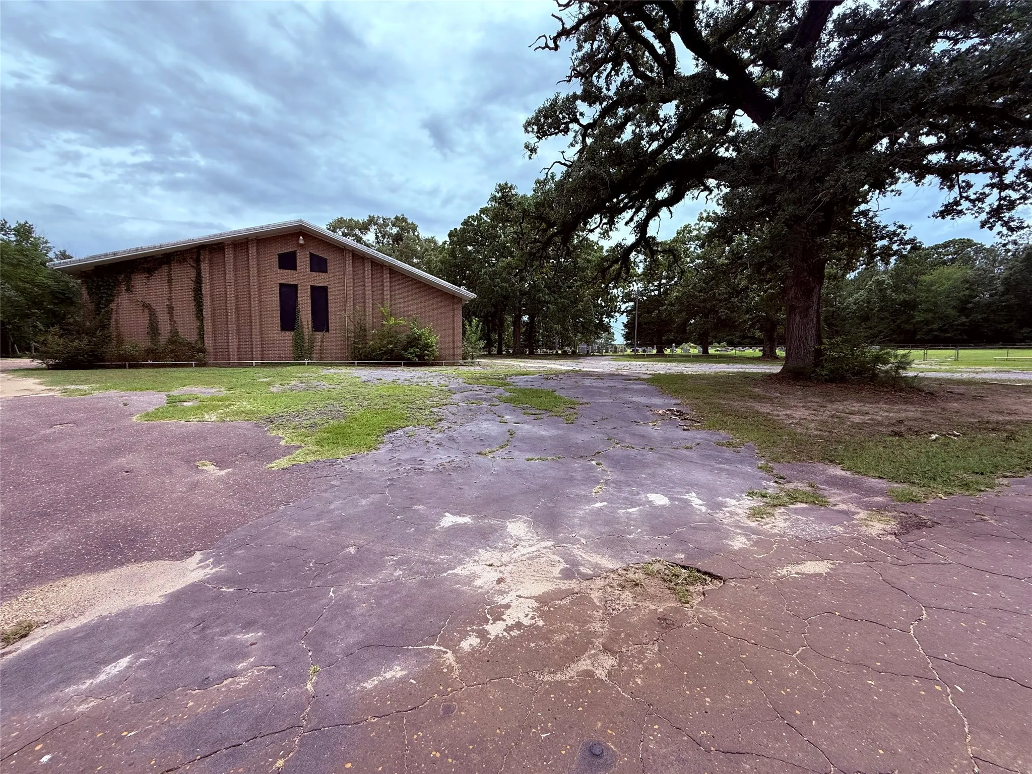 Business For Sale in Wood County , 288 County Road 3650, Hawkins, Texas 75765, 0, 0, Garage spaces, 0 Sqft, built in 2007, Price $495,000, mls#21342527, Real Estate Agent in Hawkins, Homes For Sale in Wood county, Homes For Sale in Hawkins, Realtor in Hawkins Texas, Real Estate Brokerage Independent Realty Texas, Luminita Cordes Realtor