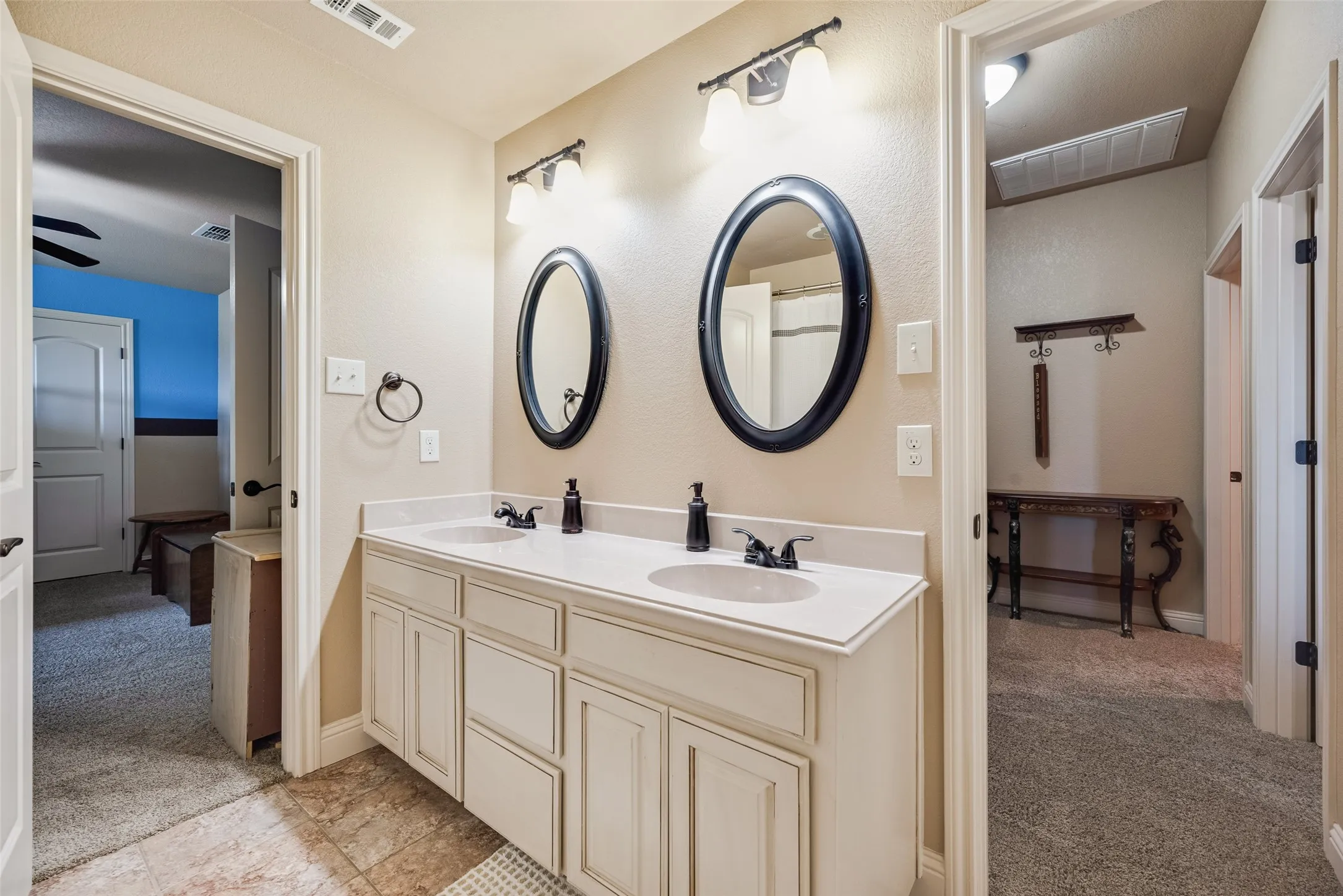 Single Family Residence For Sale in Rockwall County , 1127 Sonora Court, Royse City, Texas 75189, 4 Bedroom, 3 Bathroom, 2 Garage spaces, 2,884 Sqft, built in 2013, mls#21329605, Real Estate Agent in Royse City, Homes For Sale in Rockwall county, Homes For Sale in Royse City, Realtor in Royse City Texas, Real Estate Brokerage Independent Realty Texas, Luminita Cordes Realtor