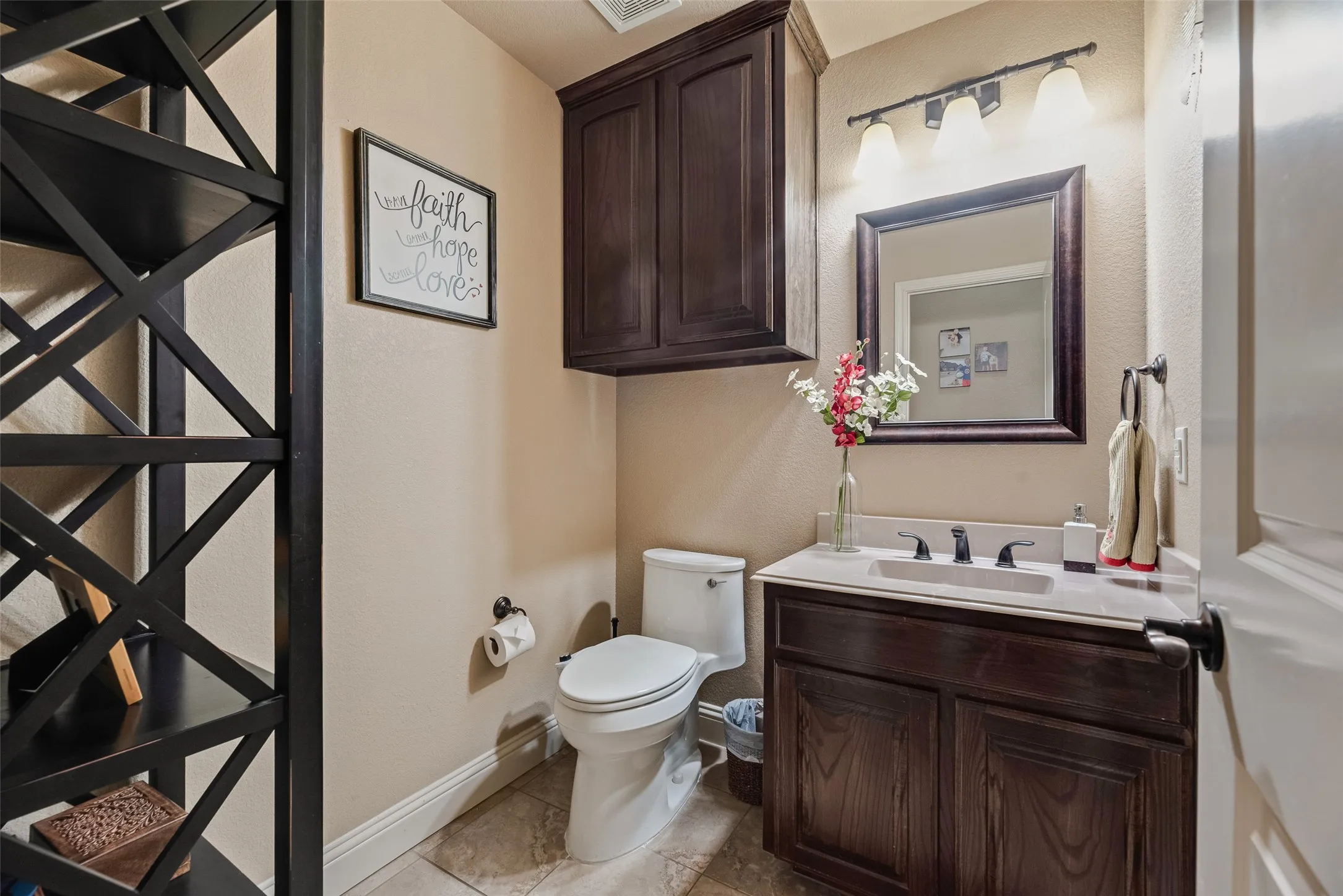 Single Family Residence For Sale in Rockwall County , 1127 Sonora Court, Royse City, Texas 75189, 4 Bedroom, 3 Bathroom, 2 Garage spaces, 2,884 Sqft, built in 2013, mls#21329605, Real Estate Agent in Royse City, Homes For Sale in Rockwall county, Homes For Sale in Royse City, Realtor in Royse City Texas, Real Estate Brokerage Independent Realty Texas, Luminita Cordes Realtor