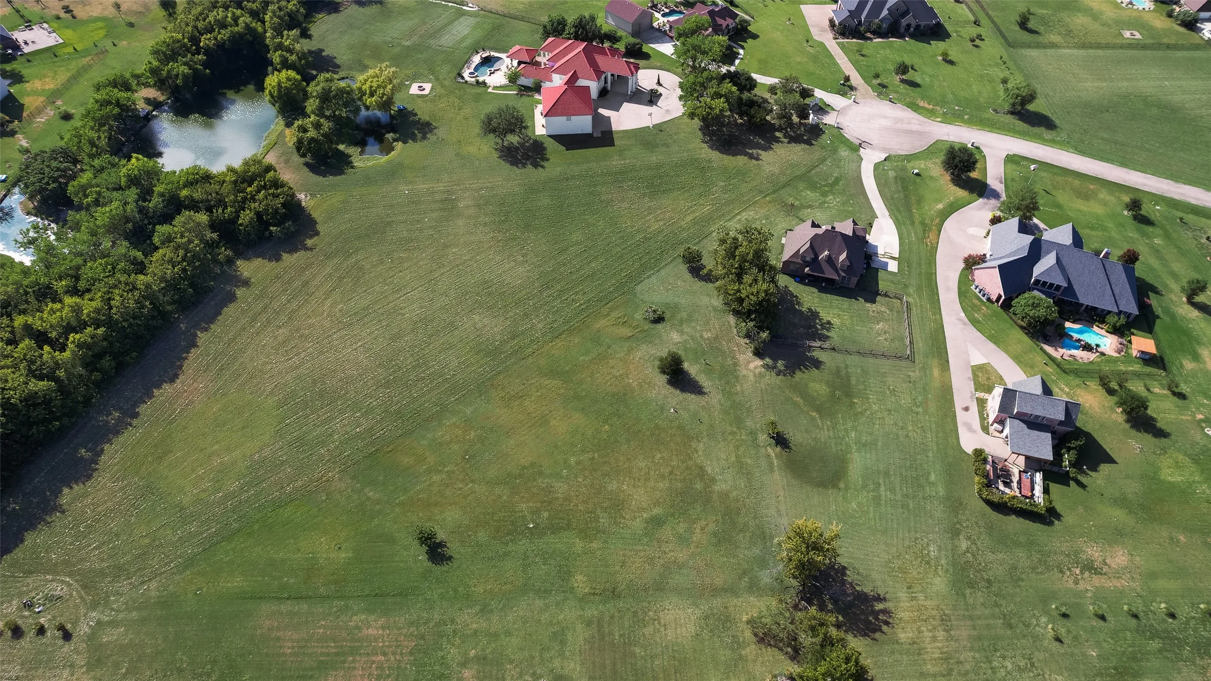 Single Family Residence For Sale in Rockwall County , 1127 Sonora Court, Royse City, Texas 75189, 4 Bedroom, 3 Bathroom, 2 Garage spaces, 2,884 Sqft, built in 2013, mls#21329605, Real Estate Agent in Royse City, Homes For Sale in Rockwall county, Homes For Sale in Royse City, Realtor in Royse City Texas, Real Estate Brokerage Independent Realty Texas, Luminita Cordes Realtor