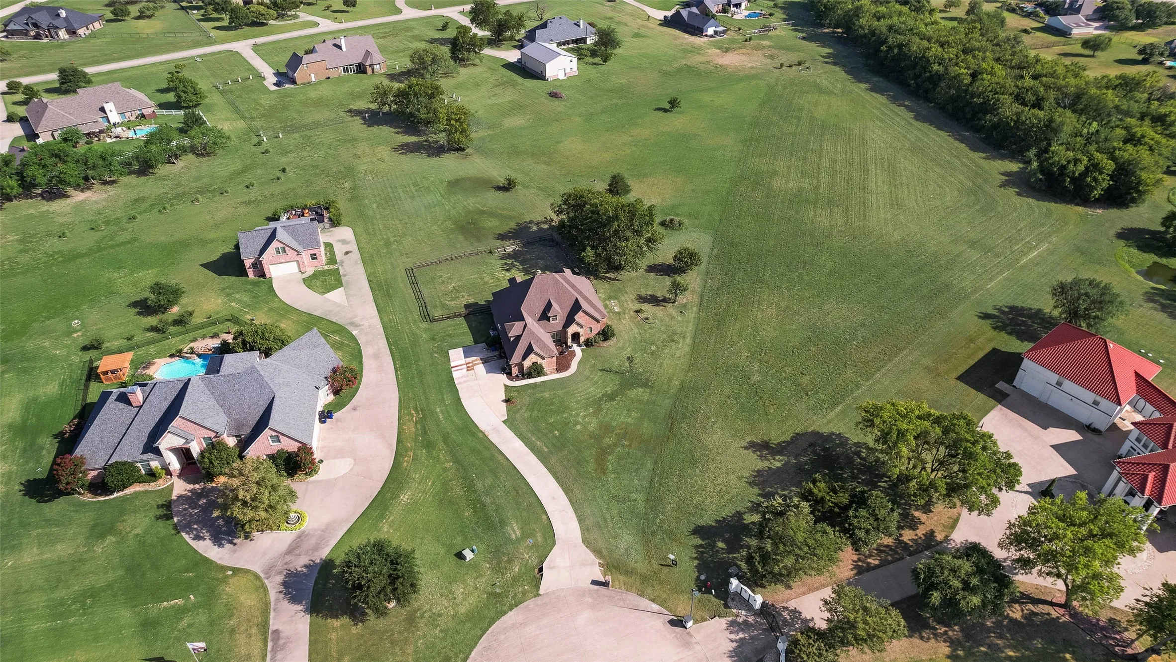 Single Family Residence For Sale in Rockwall County , 1127 Sonora Court, Royse City, Texas 75189, 4 Bedroom, 3 Bathroom, 2 Garage spaces, 2,884 Sqft, built in 2013, mls#21329605, Real Estate Agent in Royse City, Homes For Sale in Rockwall county, Homes For Sale in Royse City, Realtor in Royse City Texas, Real Estate Brokerage Independent Realty Texas, Luminita Cordes Realtor